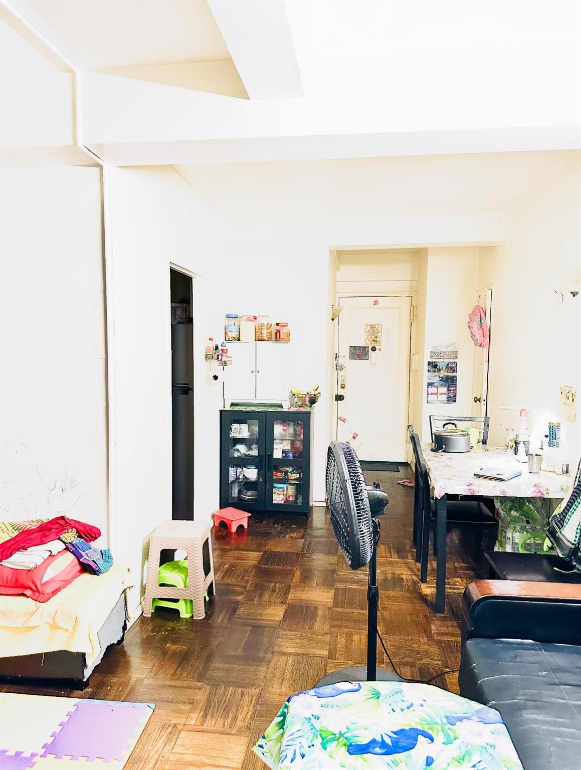 #1 photo, 1946 E Tremont Avenue, Bronx , NY 10462