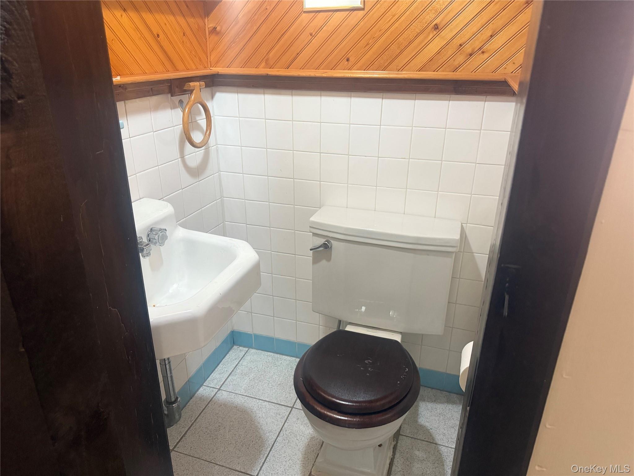 #17 photo, 35-16 203 Street, 皇后區 貝塞 Bayside , NY 11361