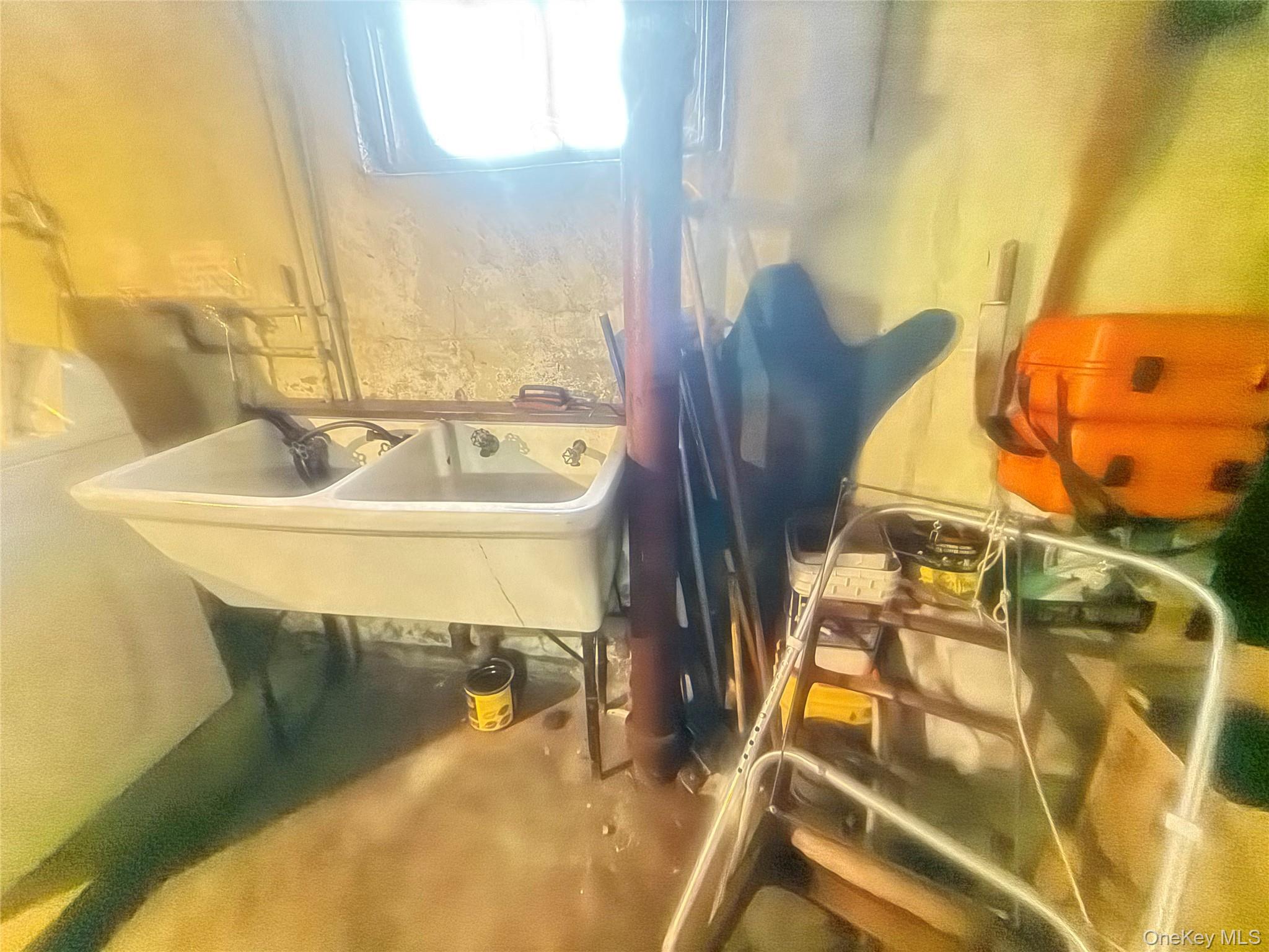 #7 photo, 35-16 203 Street, 皇后區 貝塞 Bayside , NY 11361