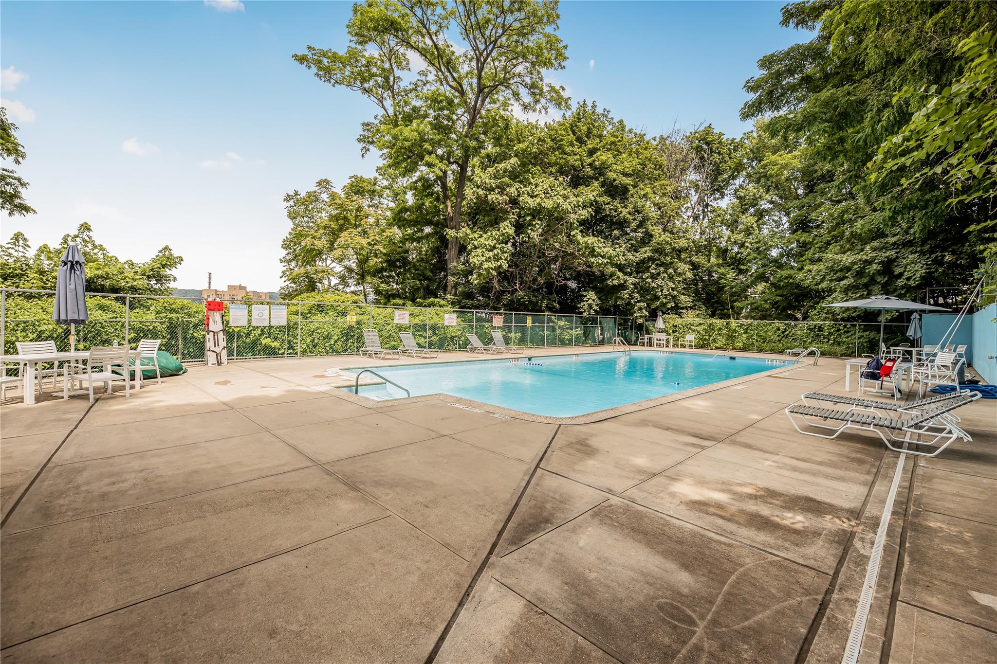 #13 photo, 377 N Broadway, Yonkers , NY 10701