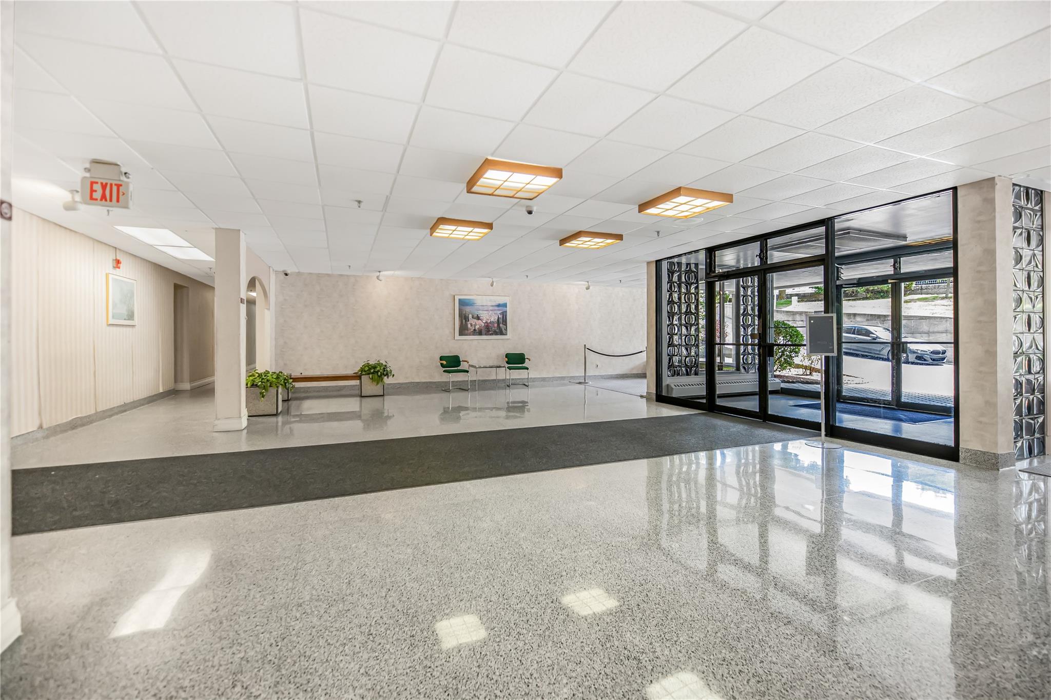 #15 photo, 377 N Broadway, Yonkers , NY 10701