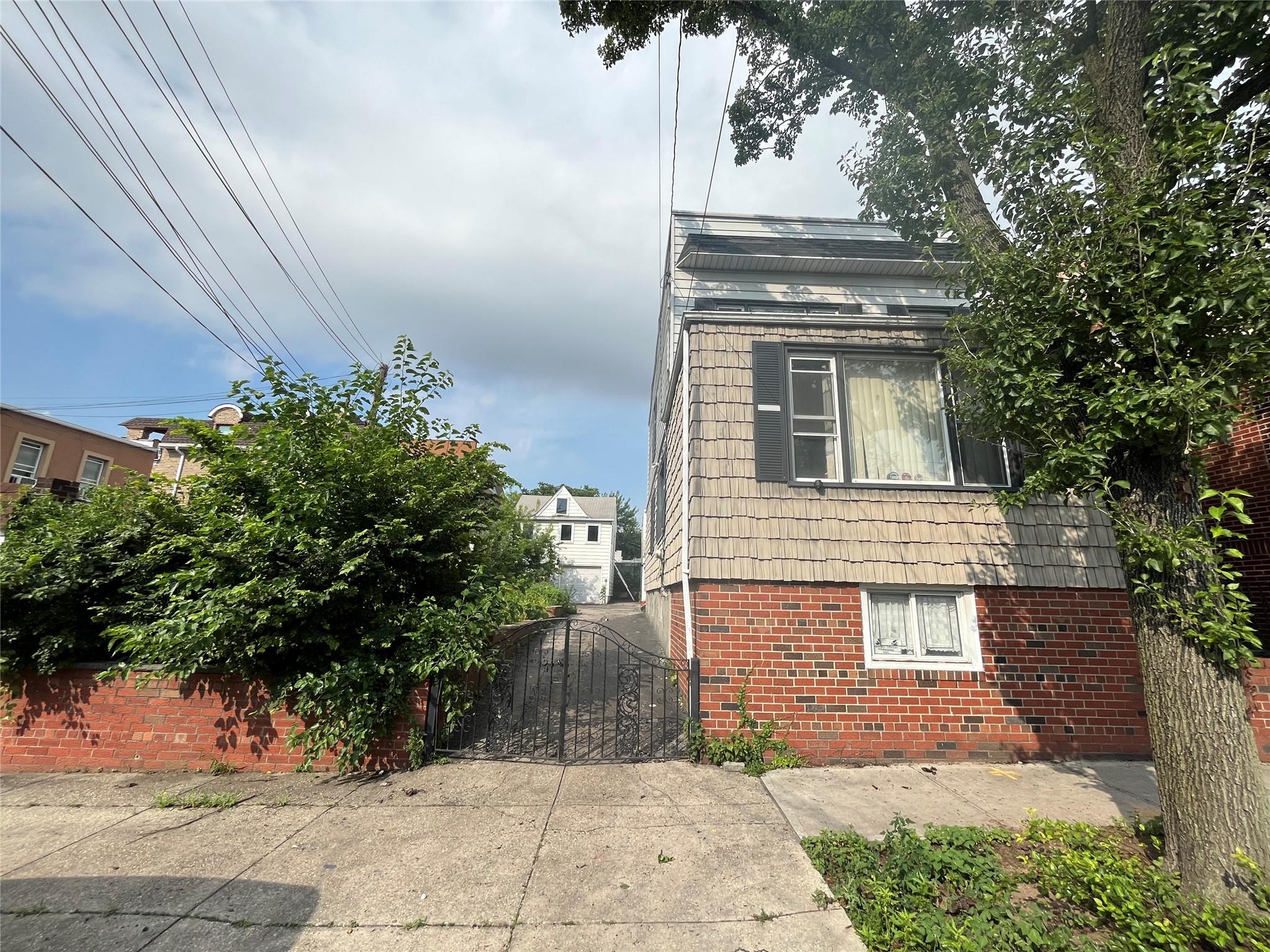 #2 photo, 5611 Remsen Place, 皇后区 麦斯佩斯 Maspeth , NY 11378