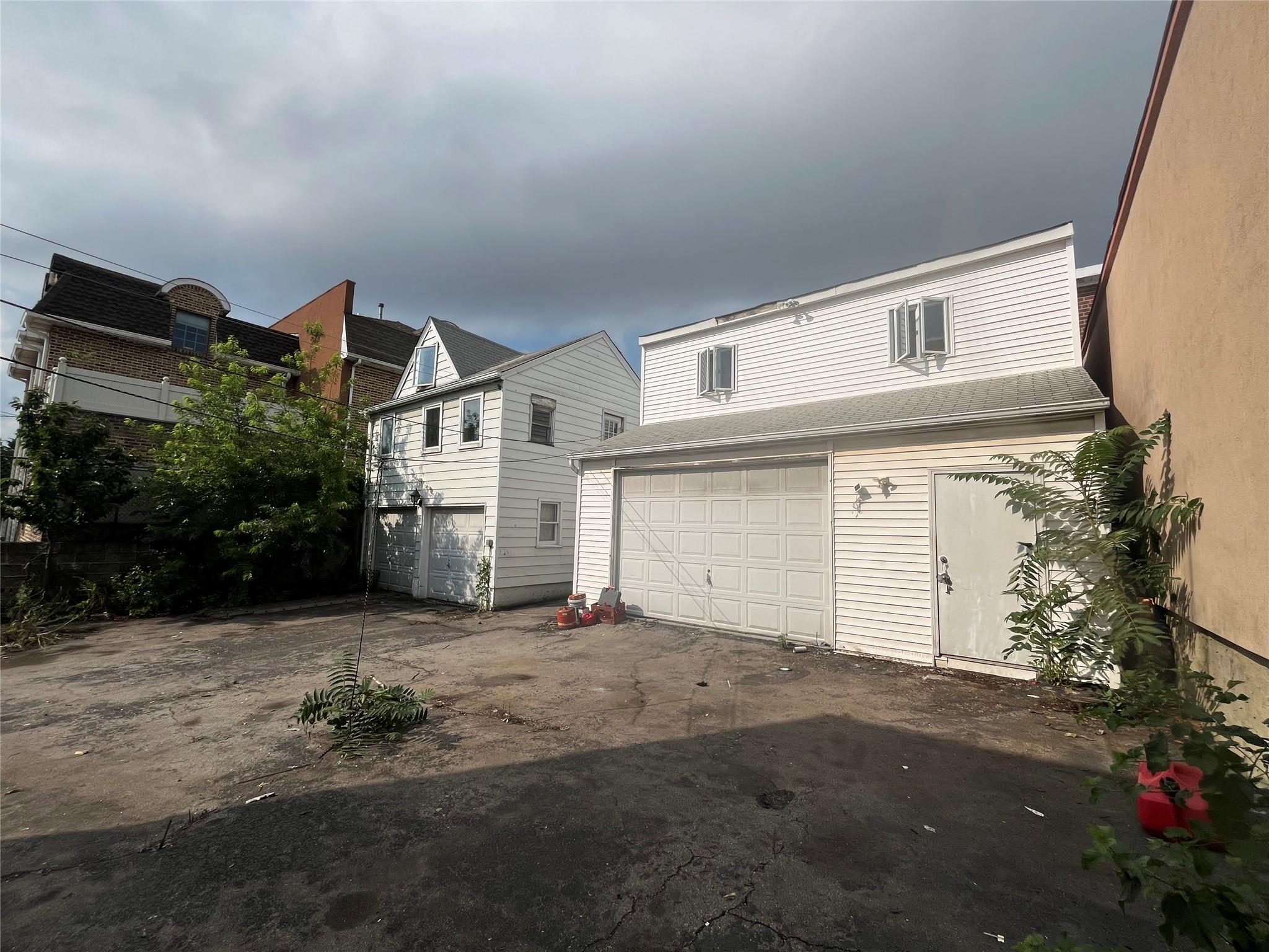 #3 photo, 5611 Remsen Place, 皇后区 麦斯佩斯 Maspeth , NY 11378