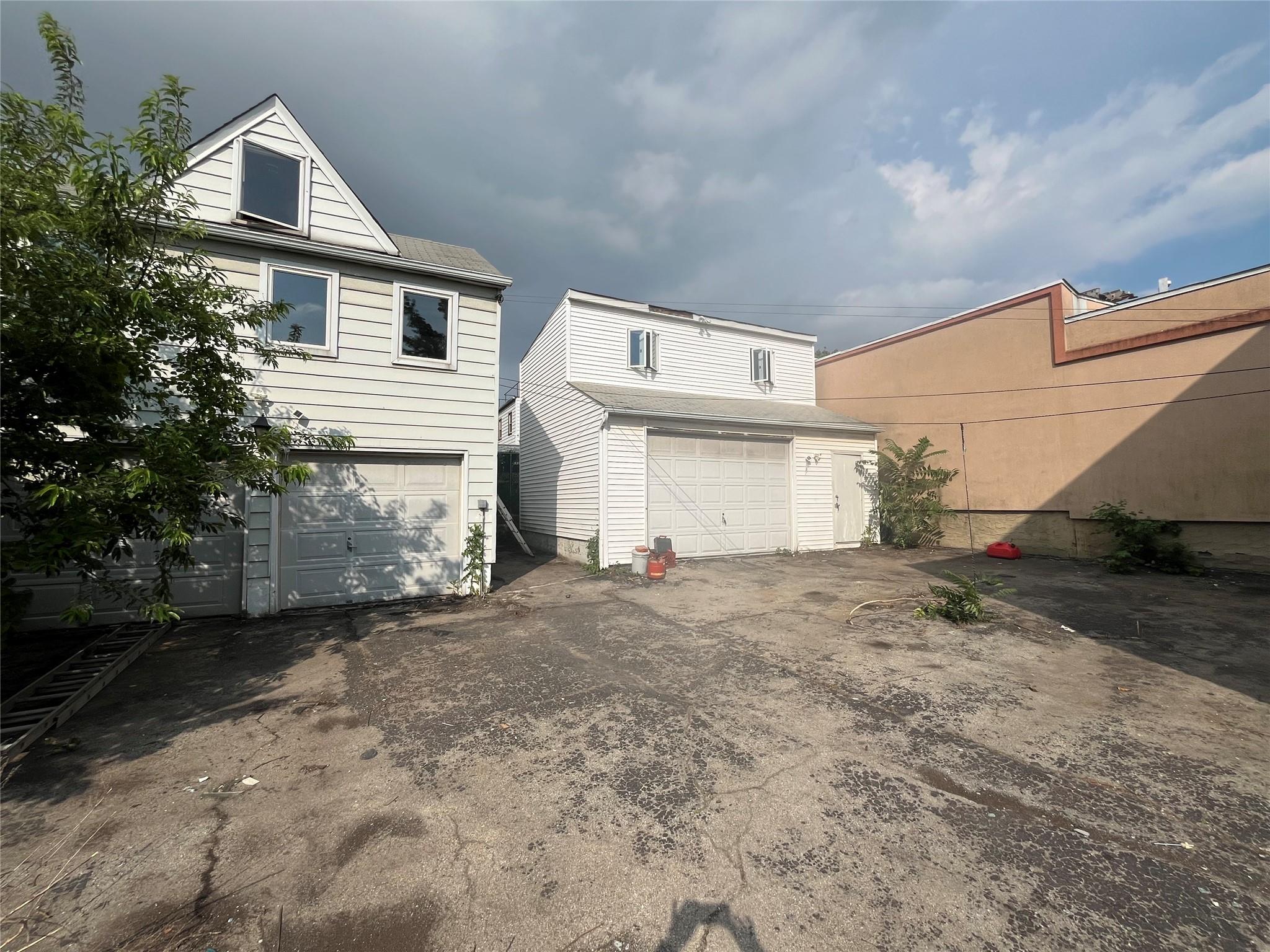 #4 photo, 5611 Remsen Place, 皇后区 麦斯佩斯 Maspeth , NY 11378
