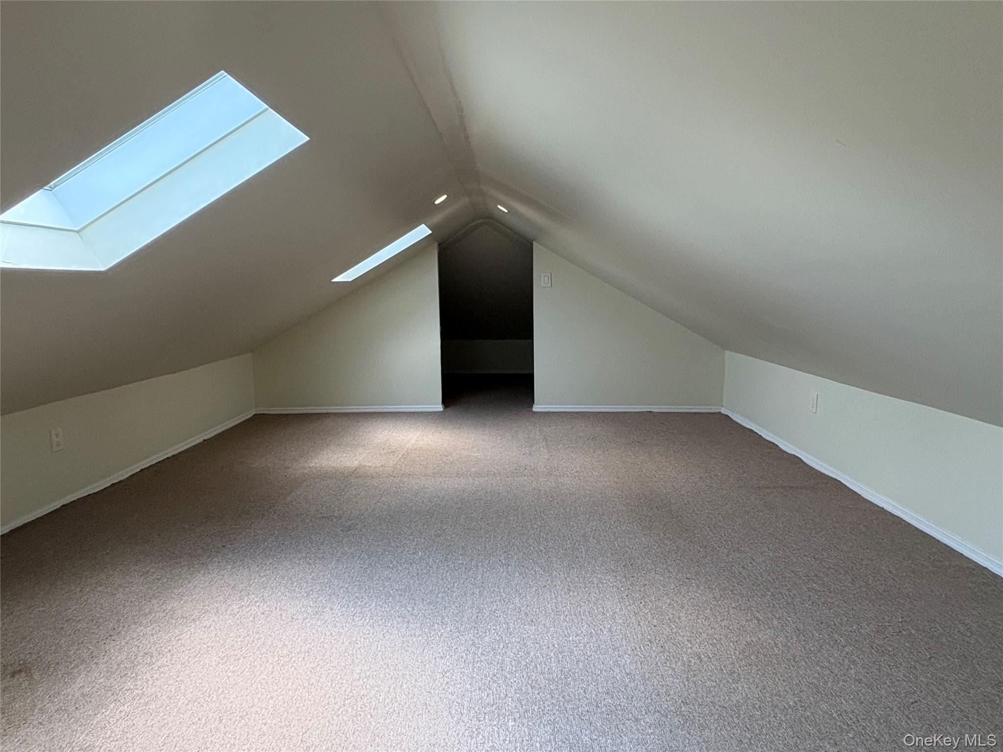 #8 photo, 255-31 75 Avenue, クイーンズ区 Glen Oaks , NY 11004