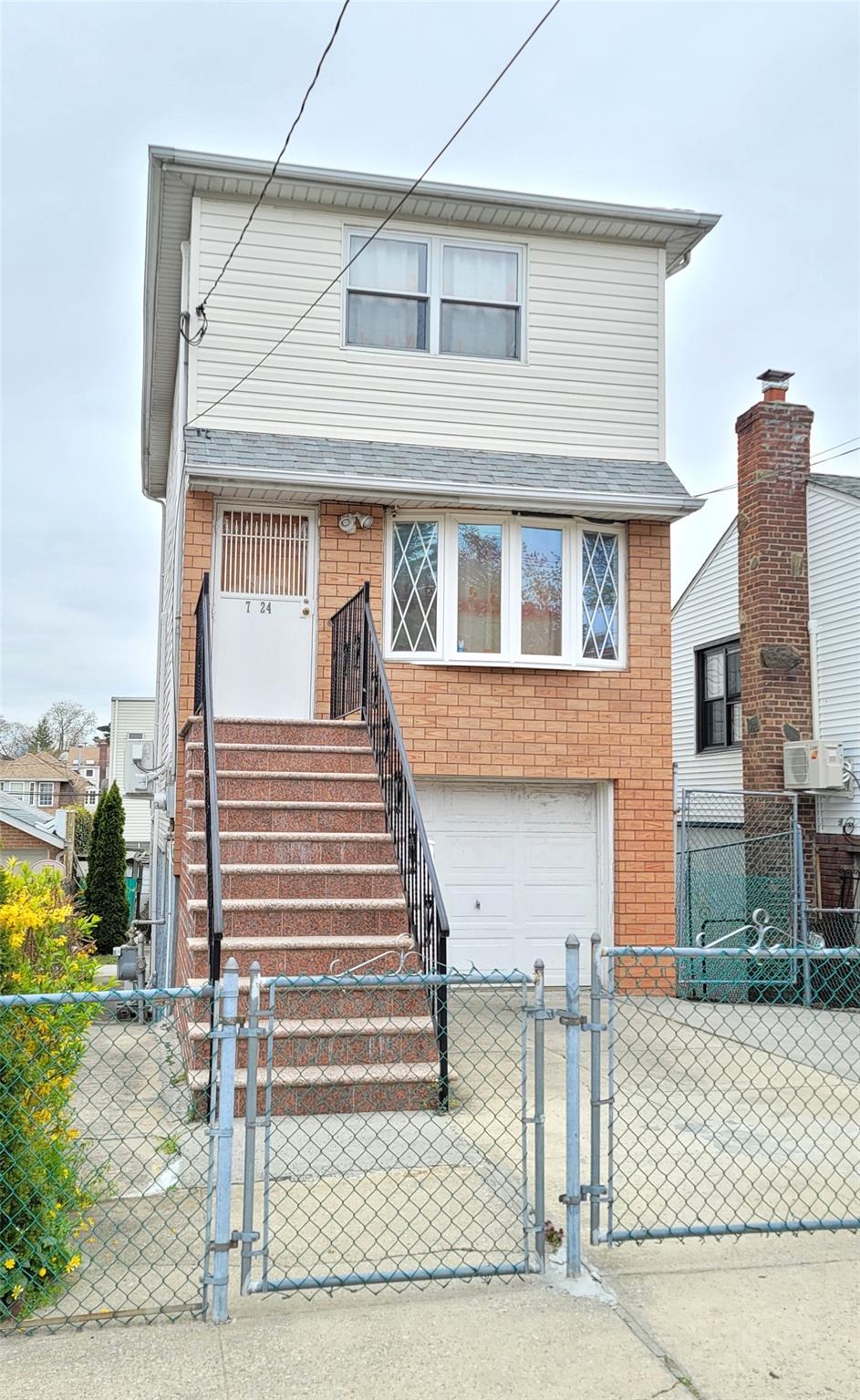 #1 photo, 724 125th Street, College Point , NY 11356