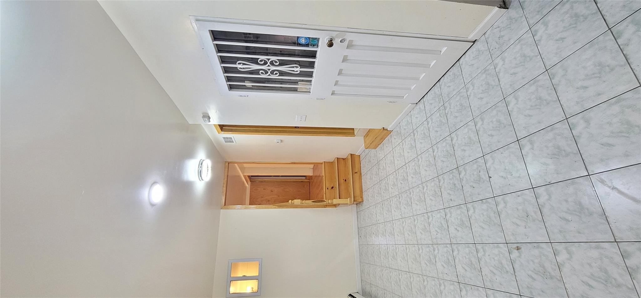 #12 photo, 724 125th Street, 皇后區 大學點 College Point , NY 11356