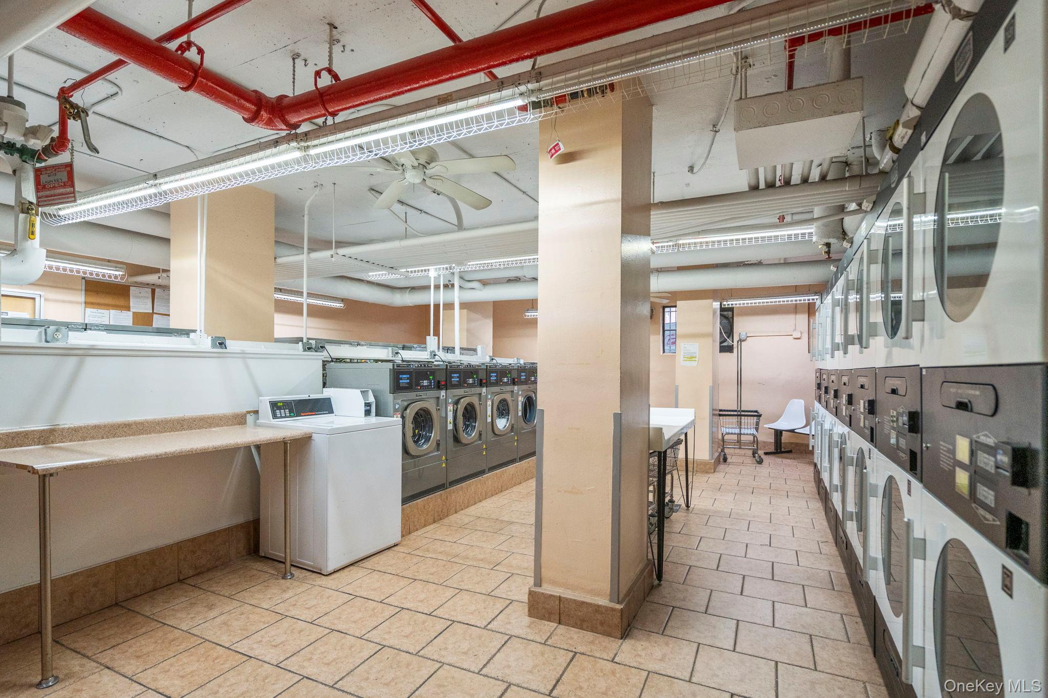 #18 photo, 61-15 97th Street, クイーンズ区 Rego Park , NY 11374