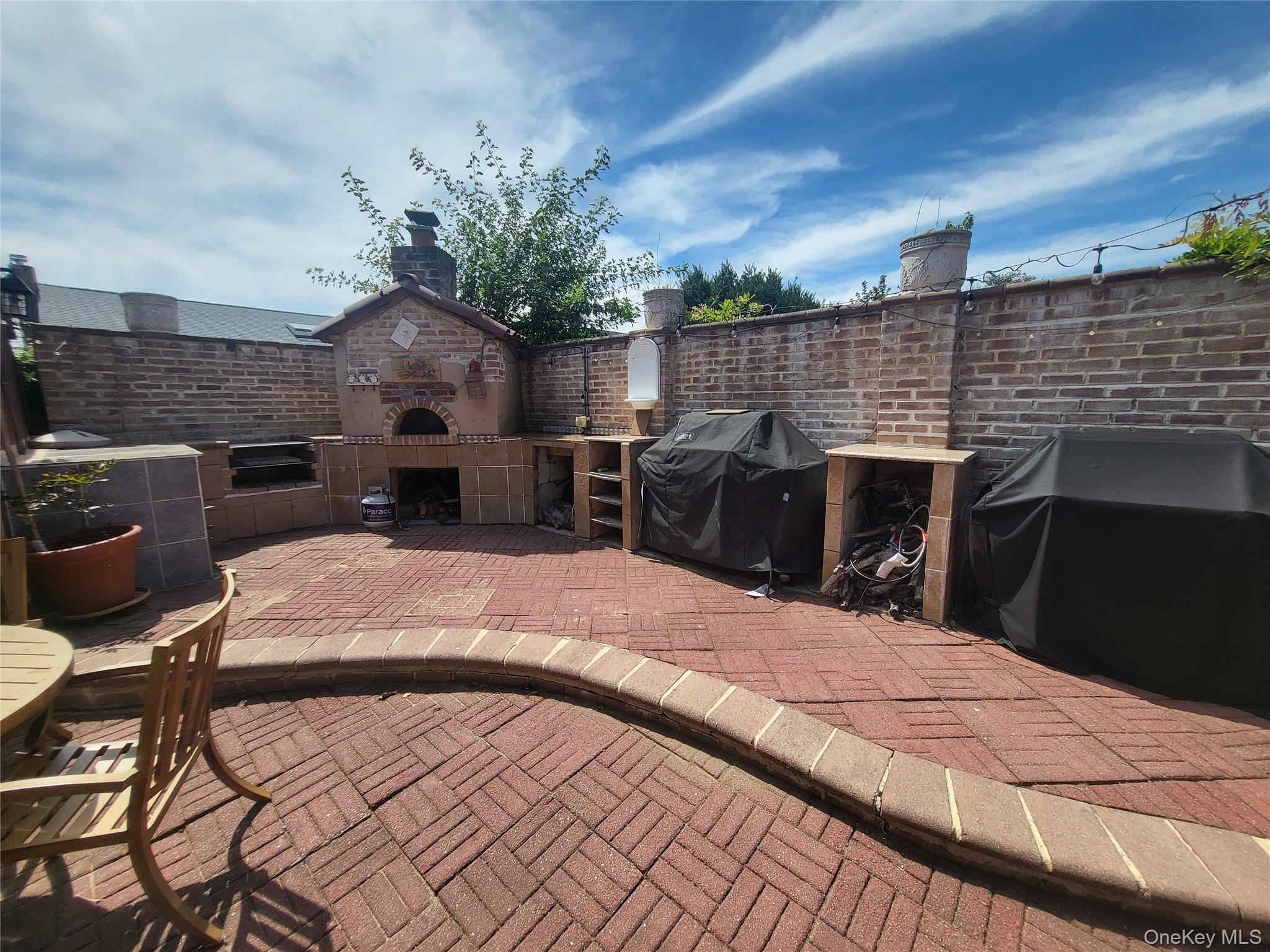 #12 photo, 413 51st Street, 東長島 Lindenhurst , NY 11757