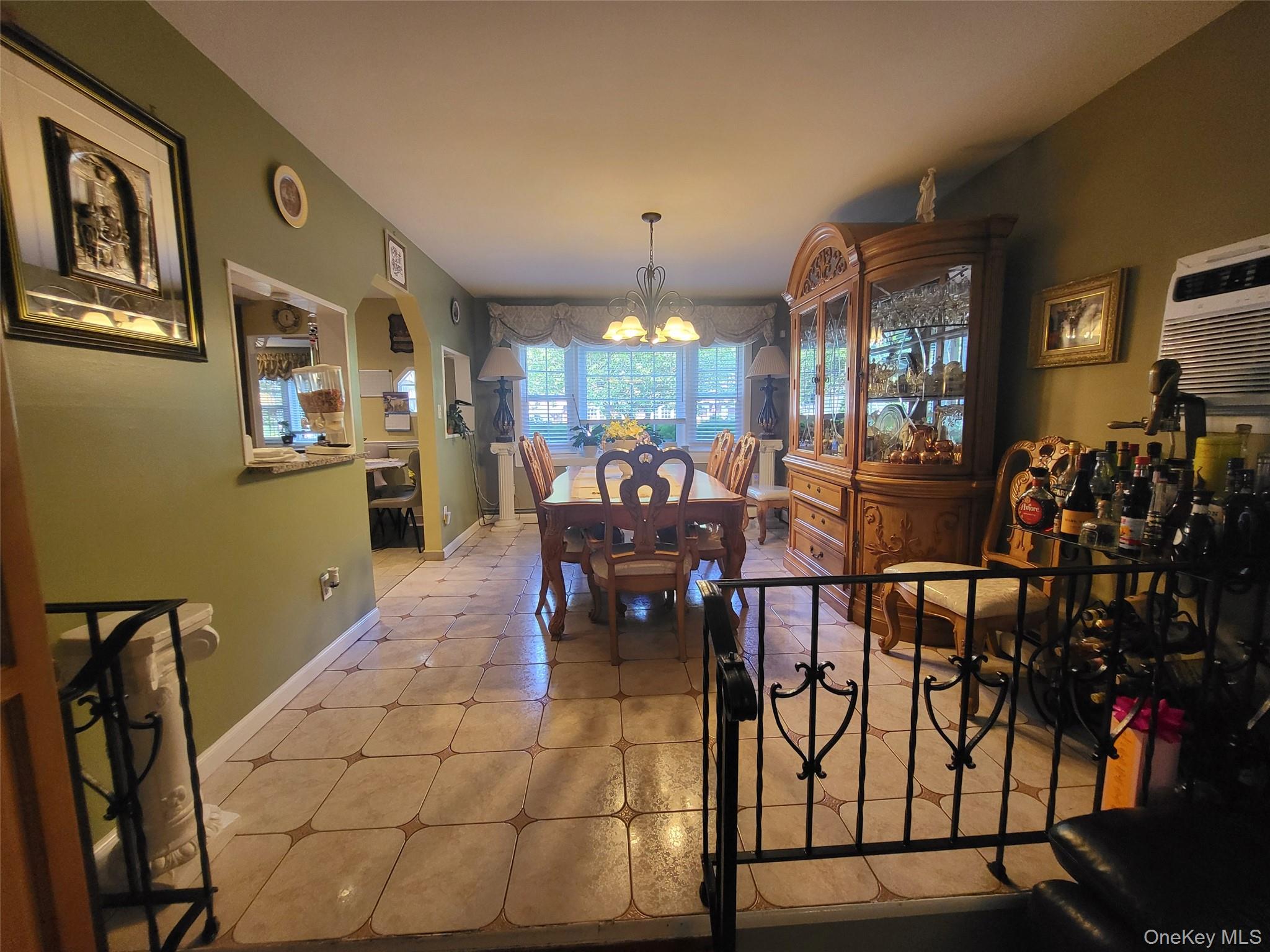 #4 photo, 413 51st Street, 東長島 Lindenhurst , NY 11757