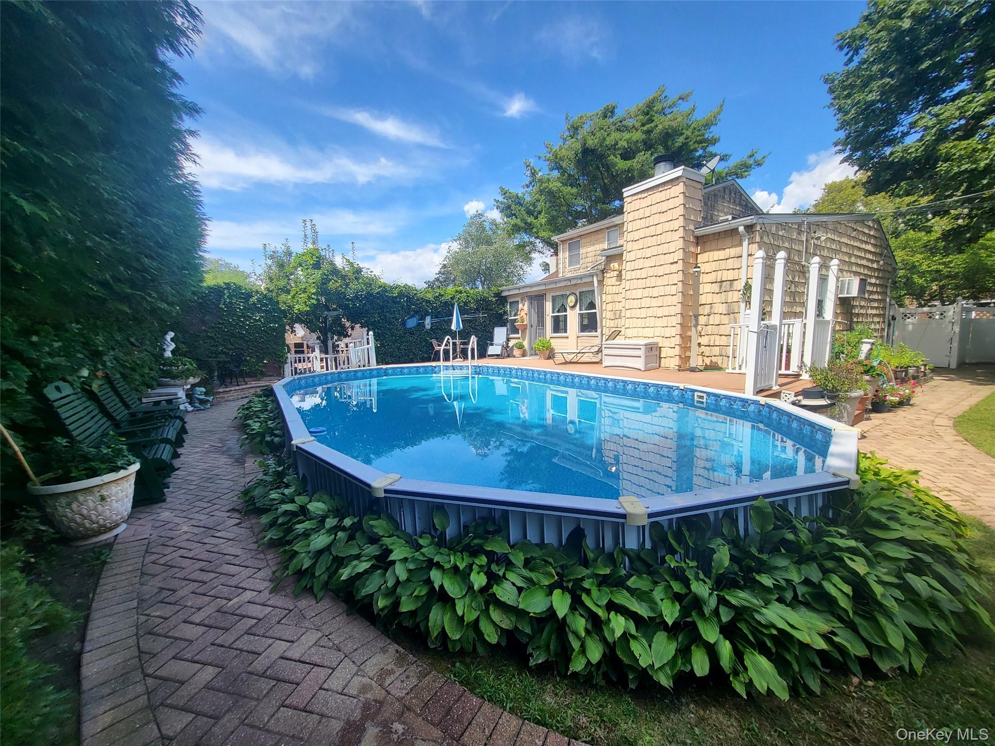 #7 photo, 413 51st Street, 東長島 Lindenhurst , NY 11757