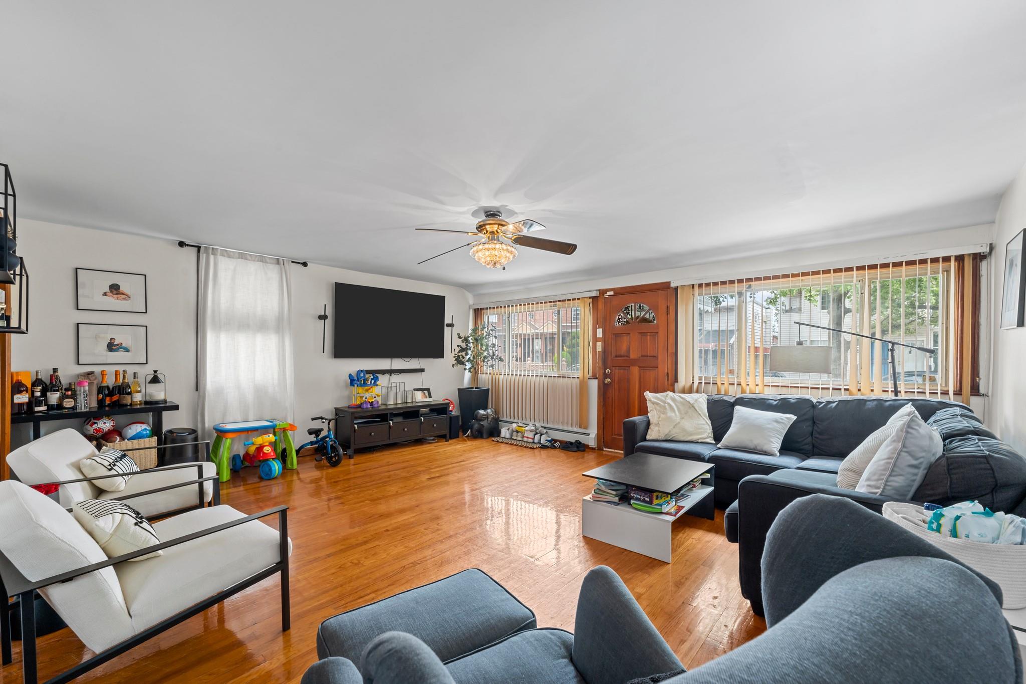 #7 photo, 1160 E 89th Street, Brooklyn , NY 11236