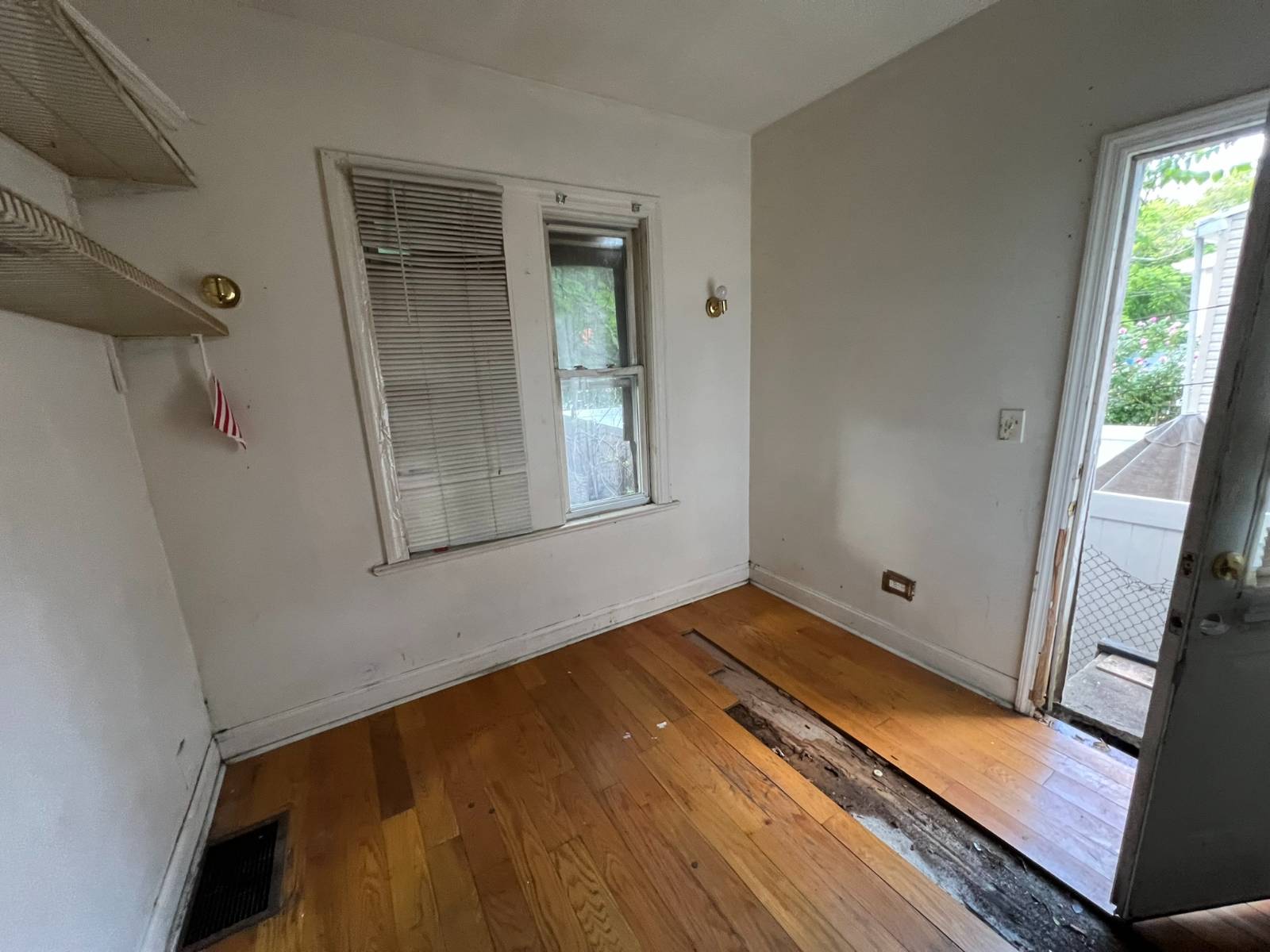 #5 photo, 750 Vermont St, ブルックリン区 Brooklyn , NY 11207