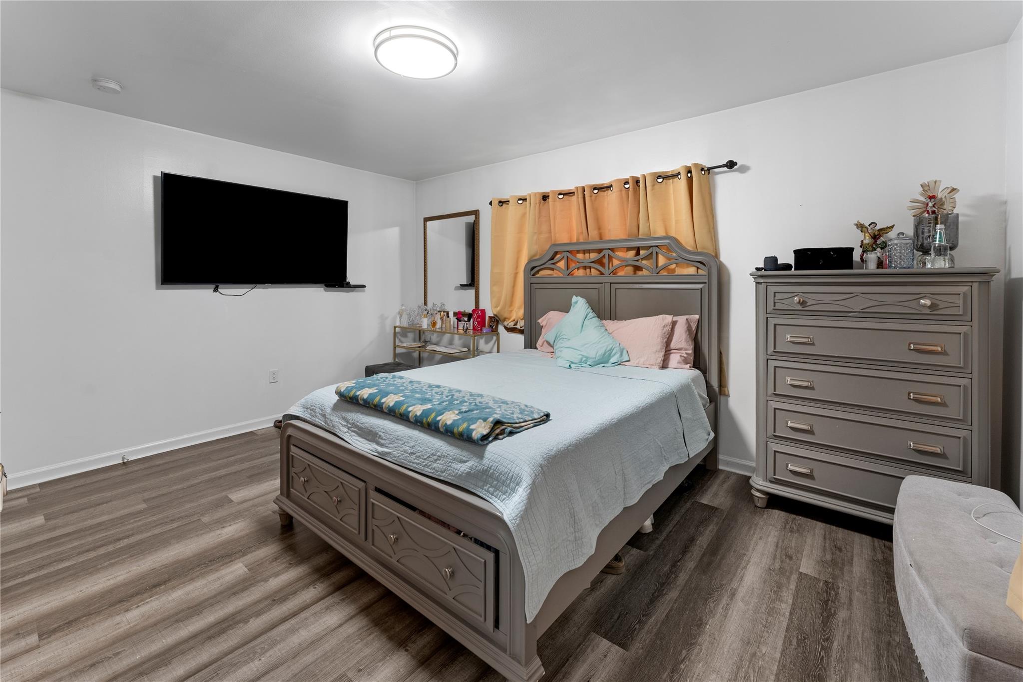 #18 photo, 848 Morris Park Avenue, ブロンクス区 Bronx , NY 10462