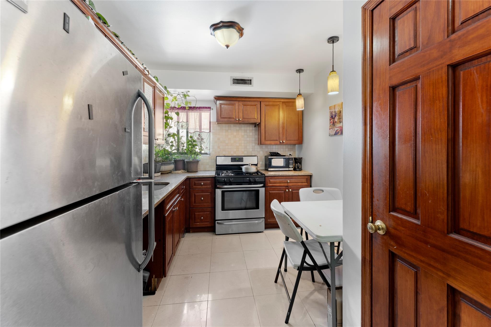 #7 photo, 848 Morris Park Avenue, ブロンクス区 Bronx , NY 10462