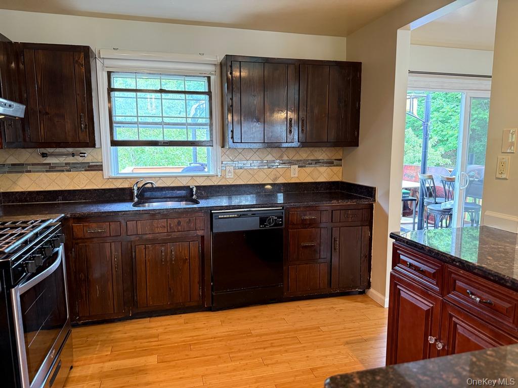 #8 photo, 87 Ellis Avenue, 紐約州 Newburgh , NY 12550