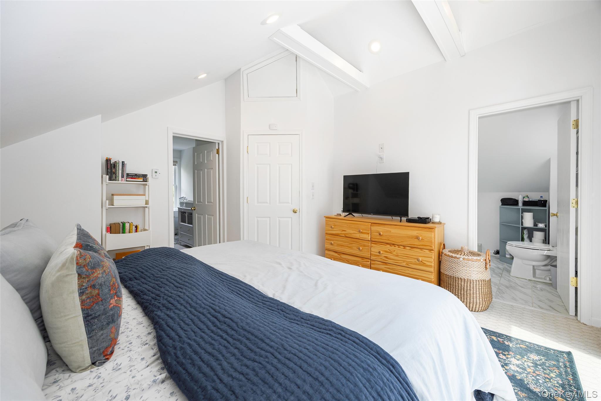 #16 photo, 22 Tompkins Avenue, Beacon , NY 12508