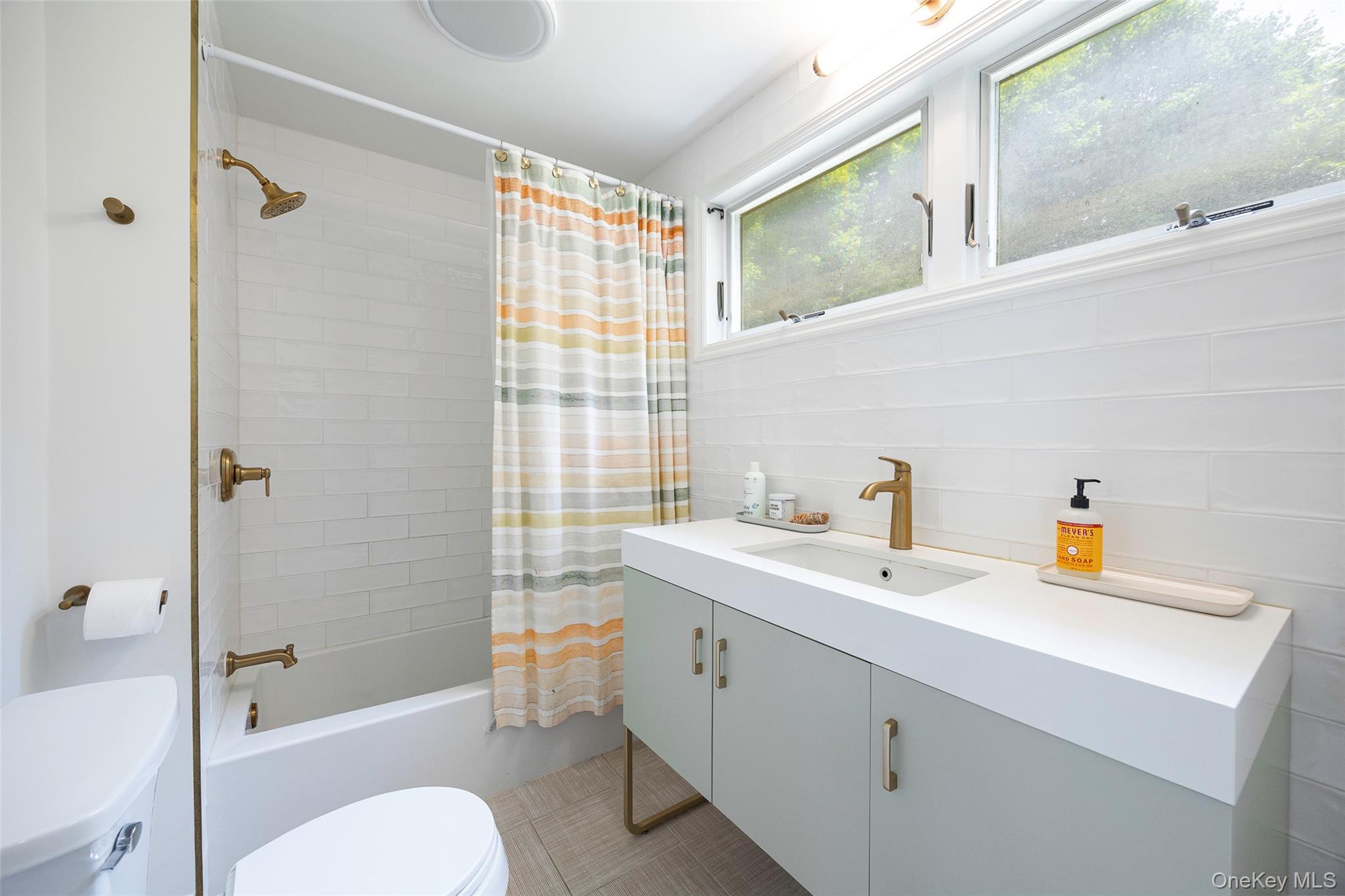 #8 photo, 22 Tompkins Avenue, Beacon , NY 12508