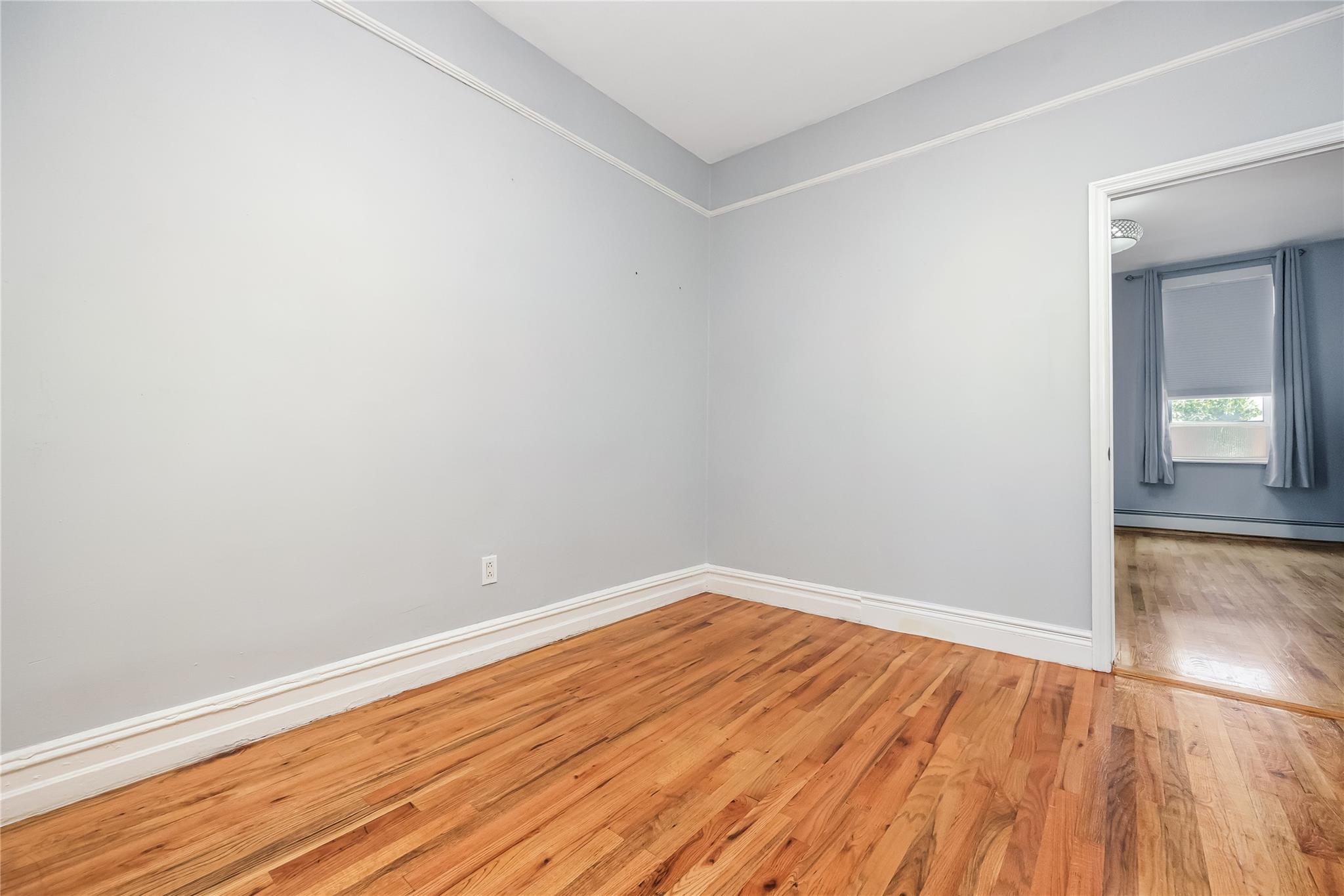 #13 photo, 7408 15 Avenue, ブルックリン区 Brooklyn , NY 11228