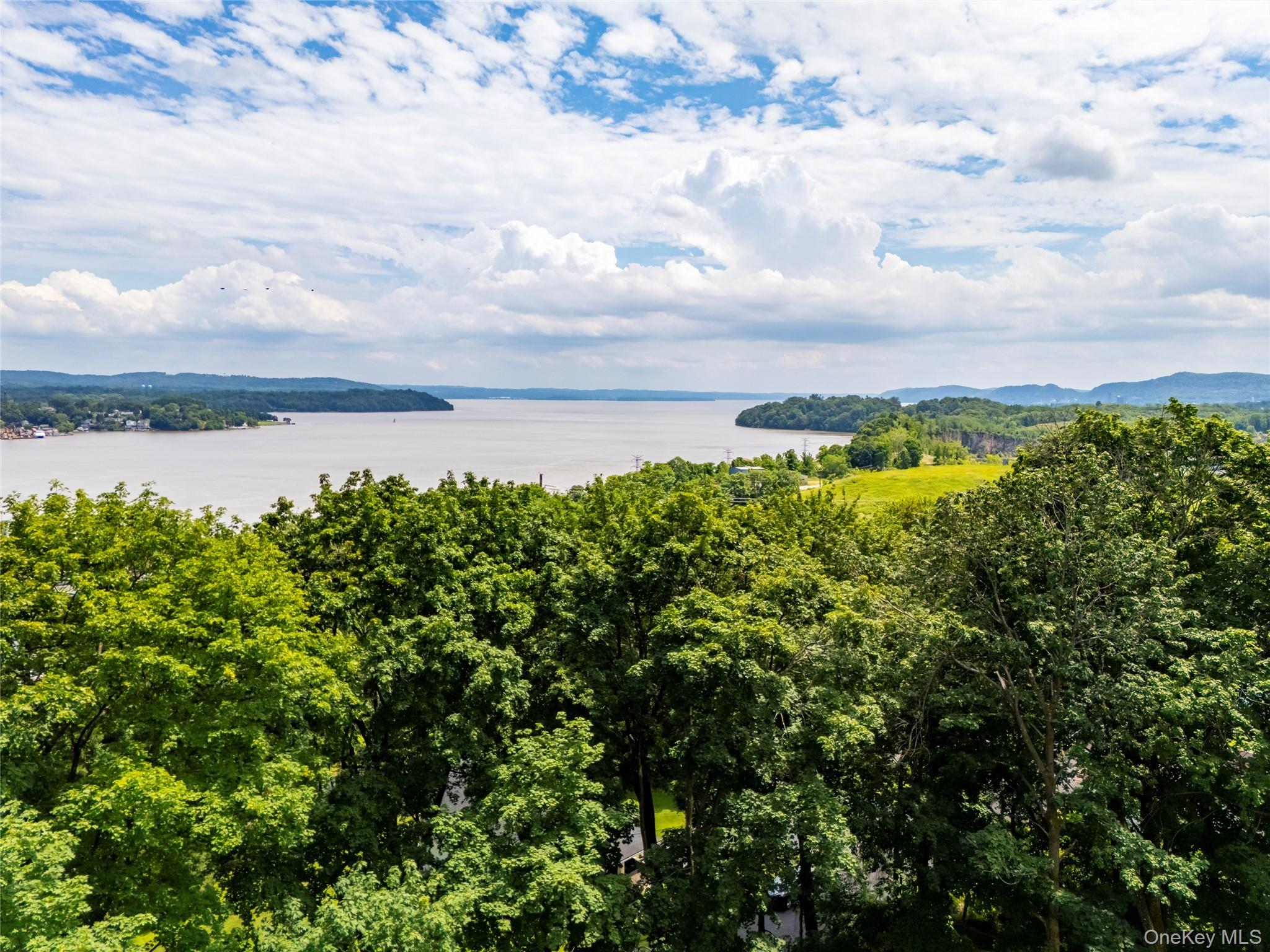 #5 photo, 4 S Hill Road, 紐約州 Tomkins Cove , NY 10986