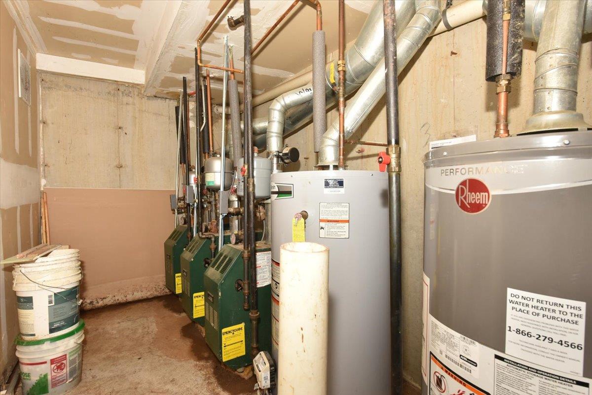 #19 photo, 35-44 104 Street, クイーンズ区 Corona , NY 11368