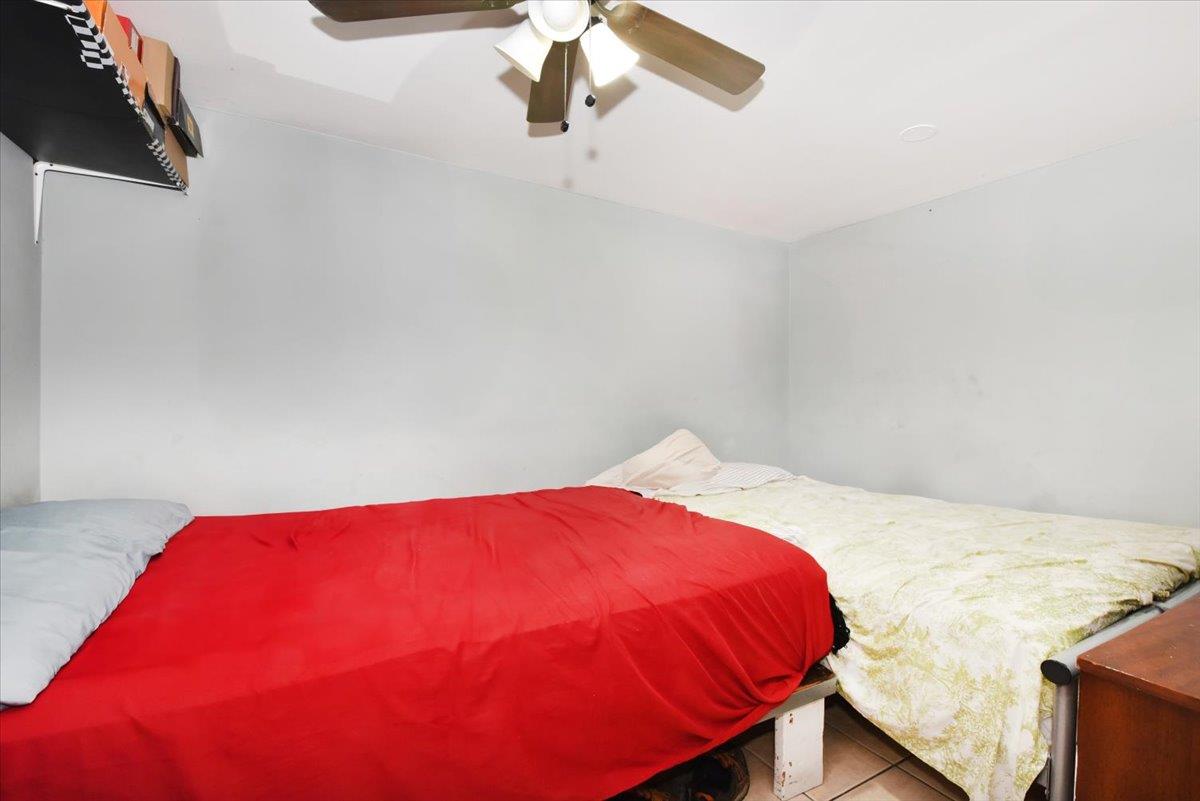 #6 photo, 35-44 104 Street, クイーンズ区 Corona , NY 11368