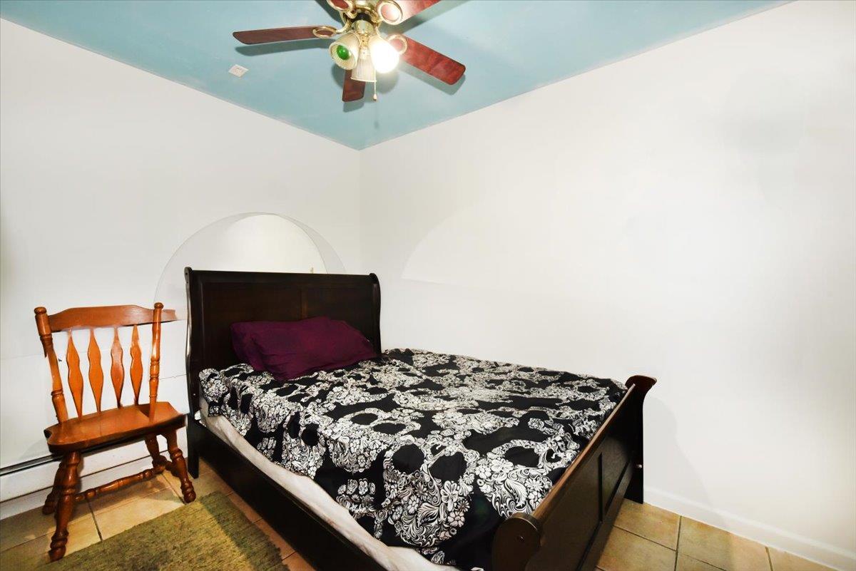 #7 photo, 35-44 104 Street, クイーンズ区 Corona , NY 11368