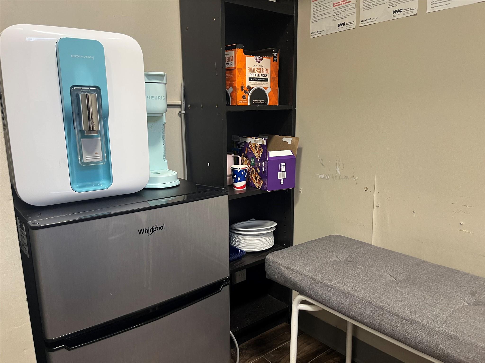 #9 photo, 42-02 192th St, クイーンズ区 Flushing , NY 11358