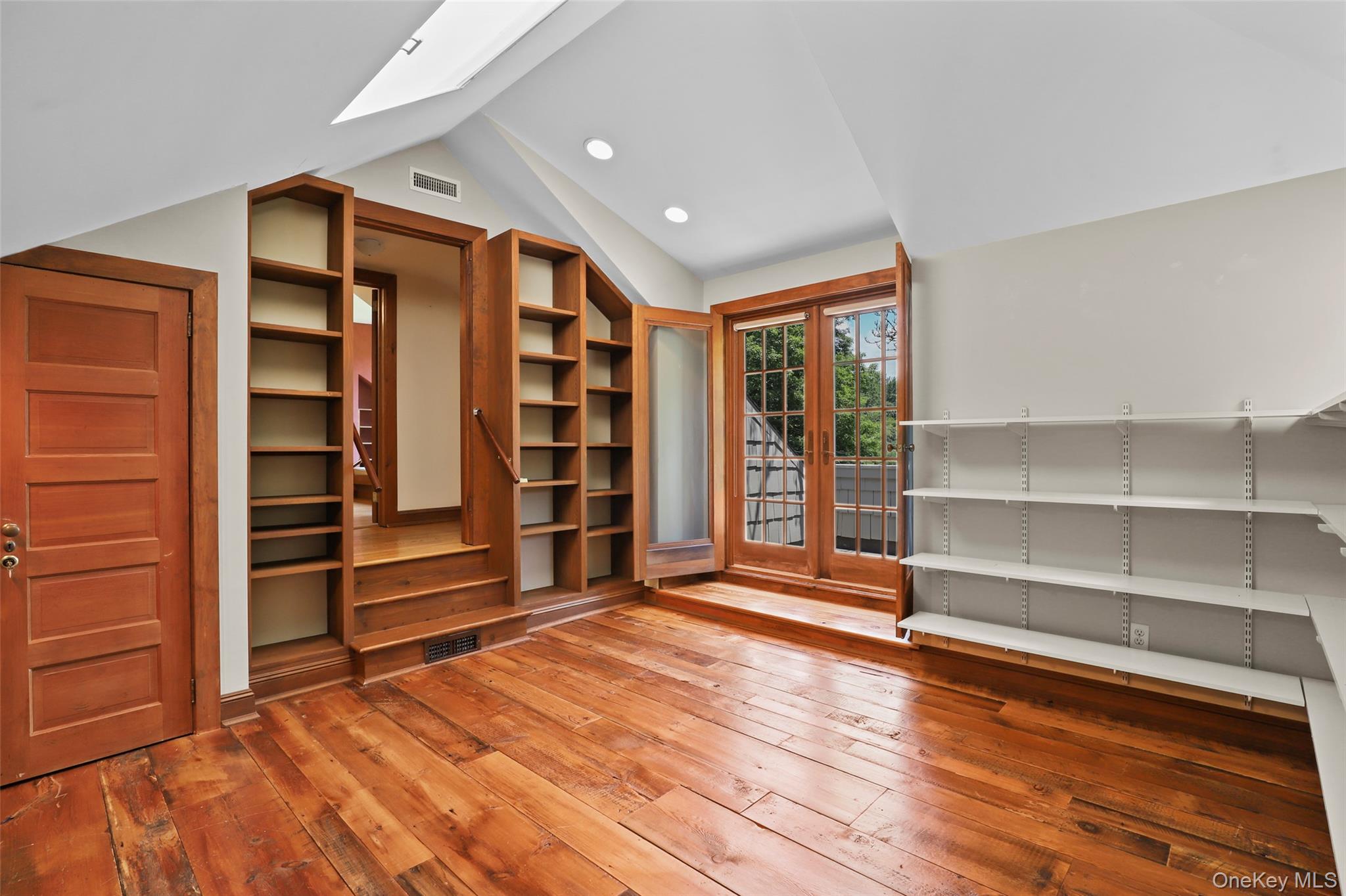 #20 photo, 383 Pine Brook Road, Bedford , NY 10506