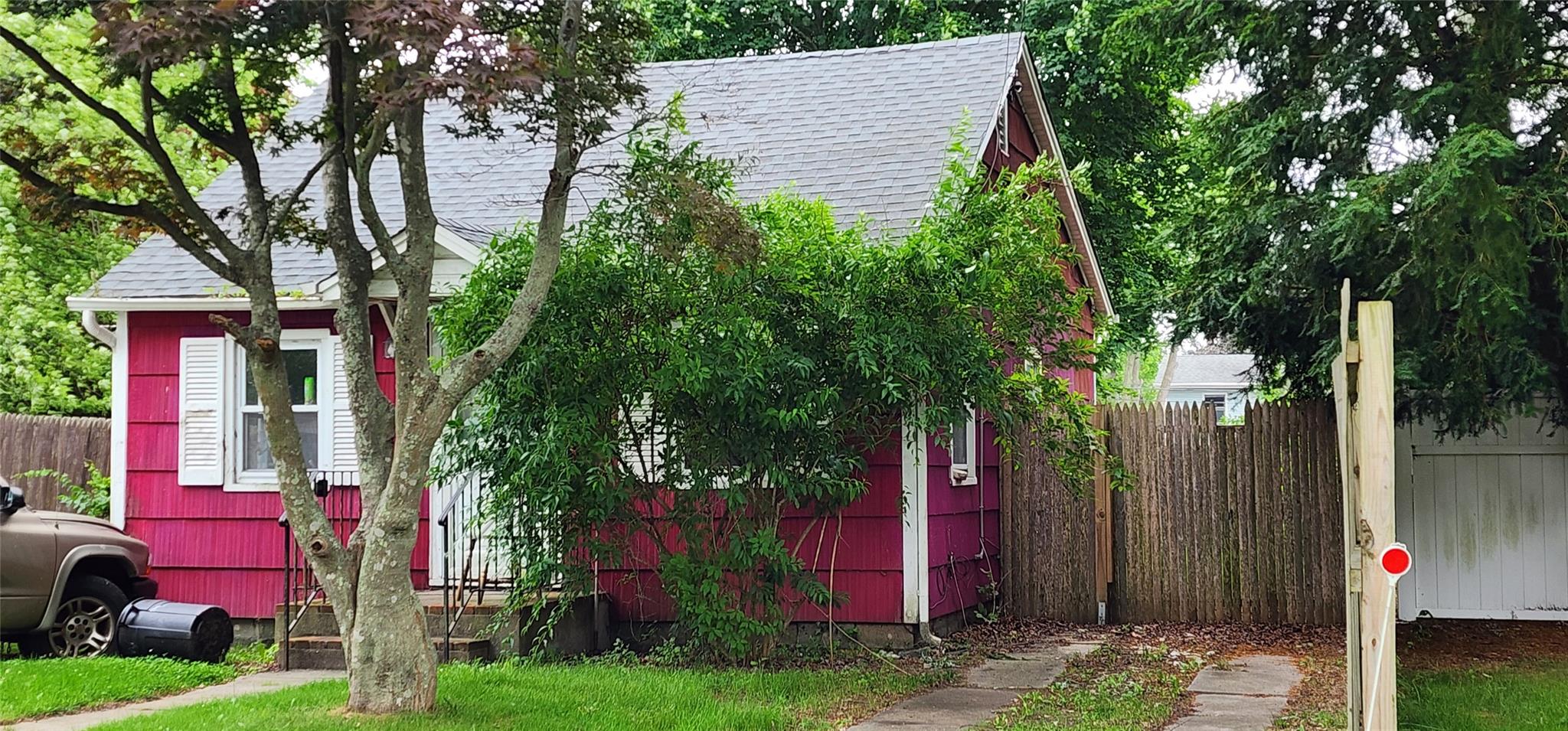 #3 photo, 202 Forest Road, サフォーク郡 Mastic Beach , NY 11951