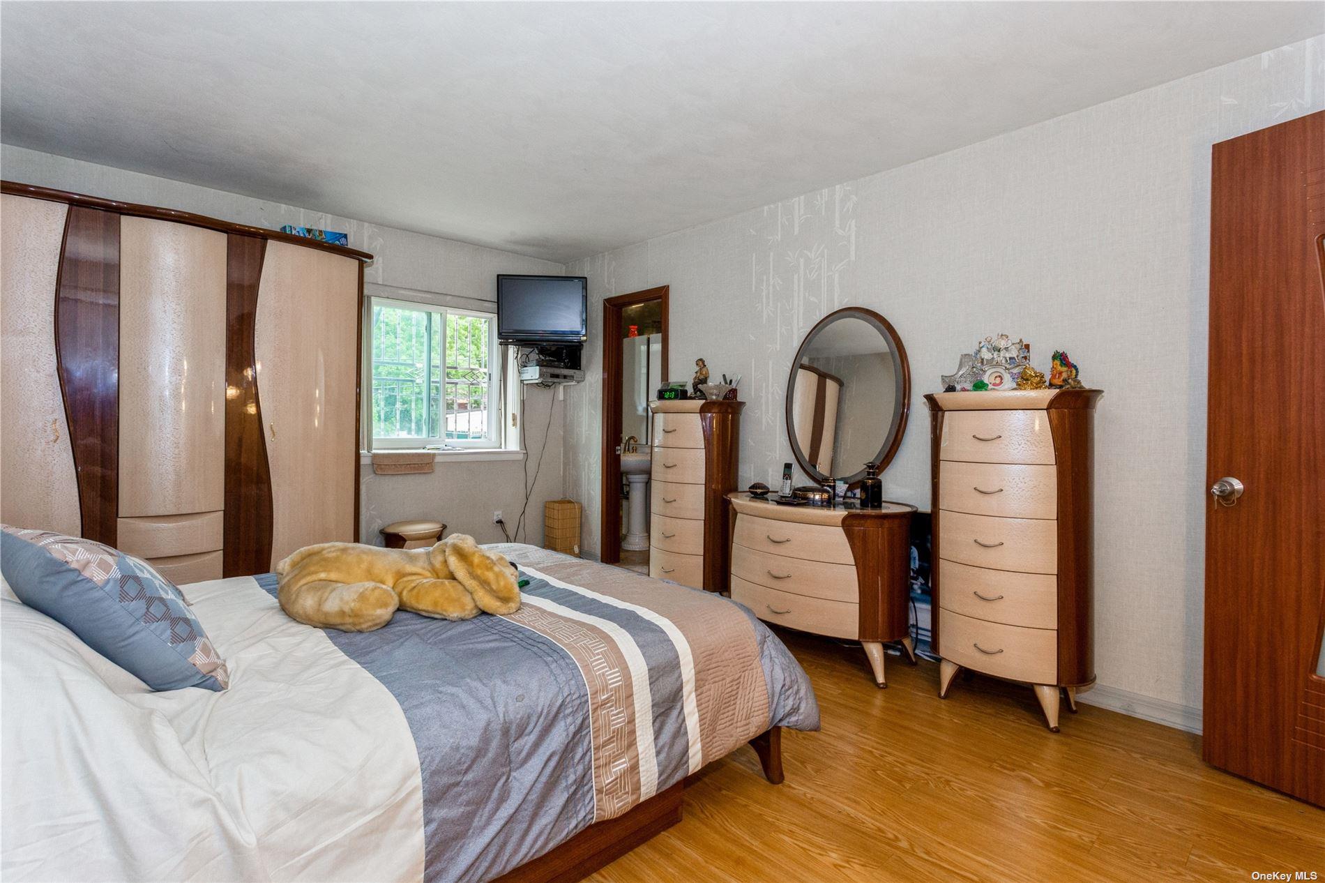 #14 photo, 110-17 64 Avenue, クイーンズ区 Forest Hills , NY 11375