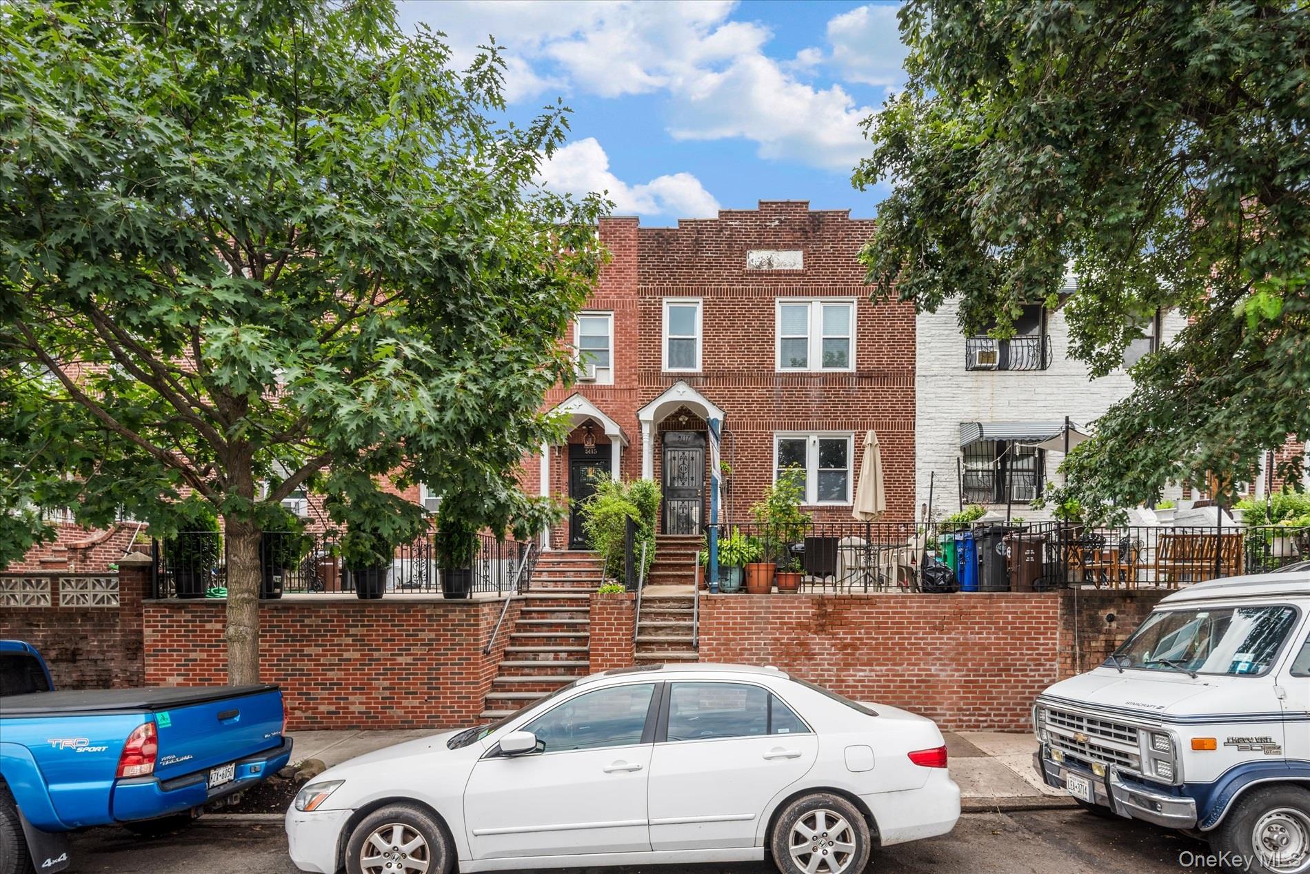 #1 photo, 51-17 47 Street, كوينز Woodside , NY 11377