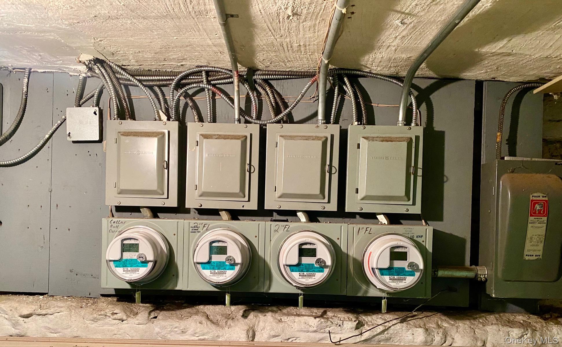 #2 photo, 7313 71st Street, クイーンズ区 Ridgewood , NY 11385