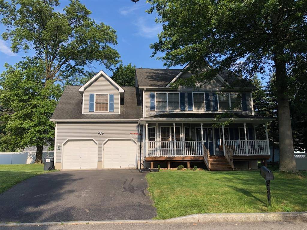 #1 photo, 9 Utopian Place, Walden , NY 12586