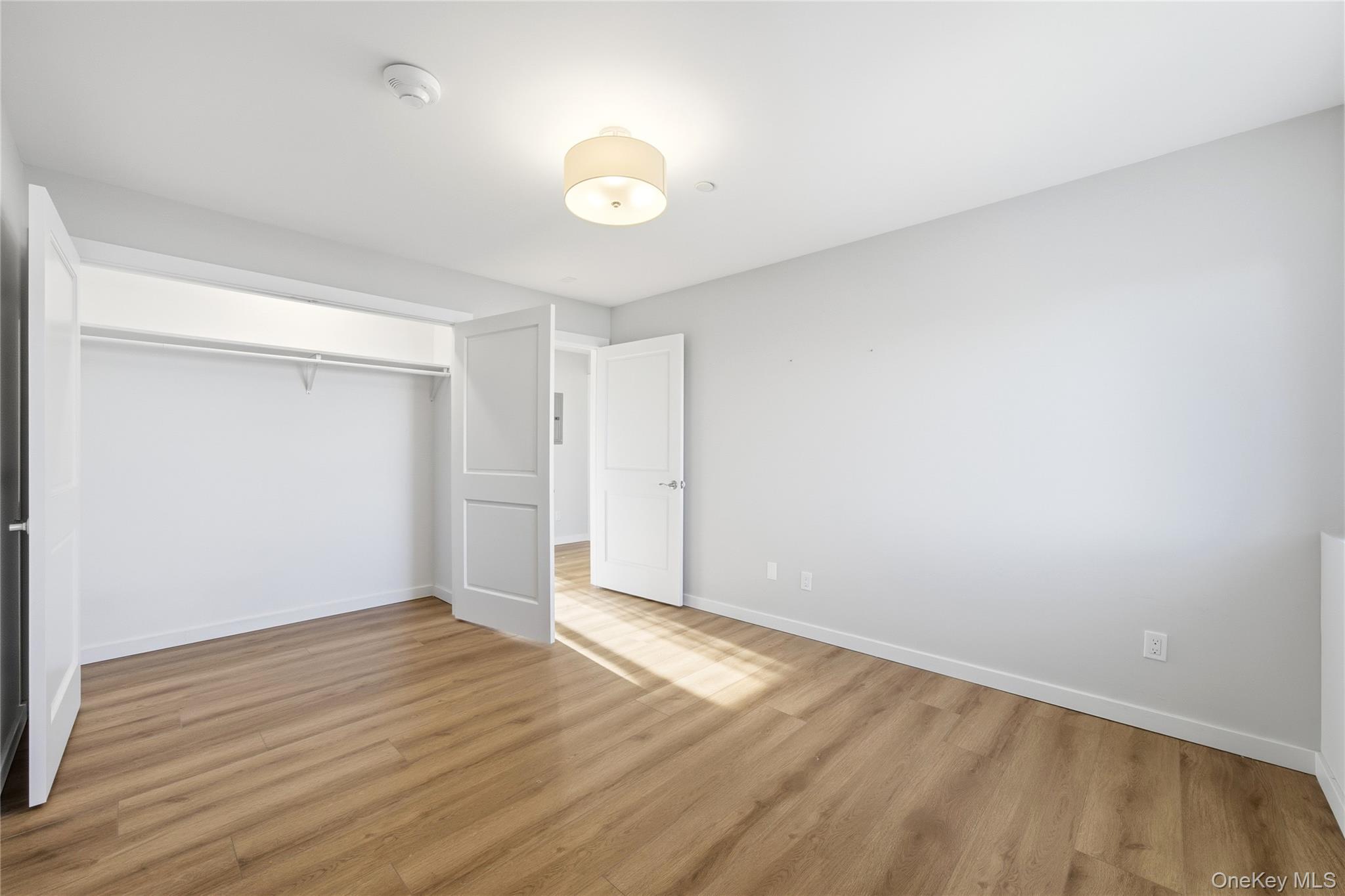 #11 photo, 62 South Street, Oyster Bay , NY 11771