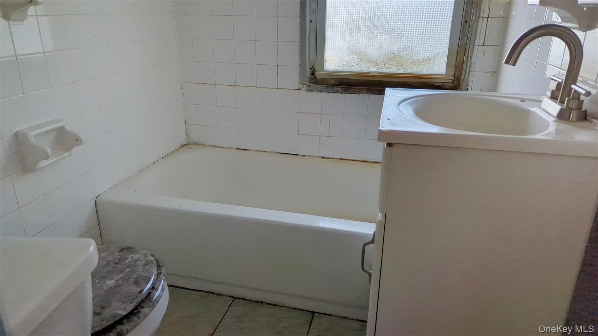 #11 photo, 507 S 6th Avenue, Mount Vernon , NY 10550