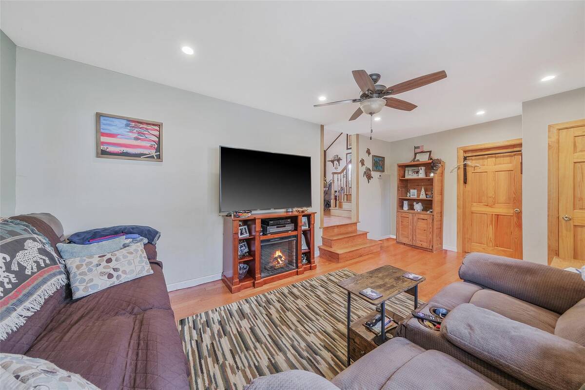 #1 photo, 3 Woods Lane, Centereach , NY 11720