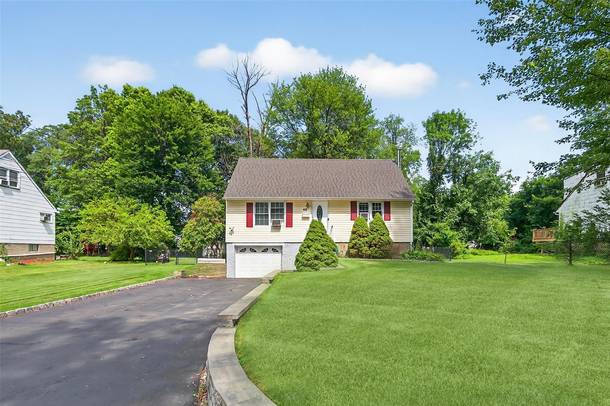 #1 photo, 60 Freedman Avenue, 紐約州 Nanuet , NY 10954