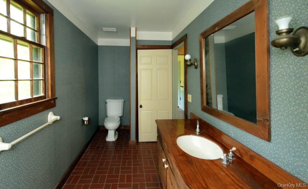 #18 photo, 163 Berea Road, Walden , NY 12586