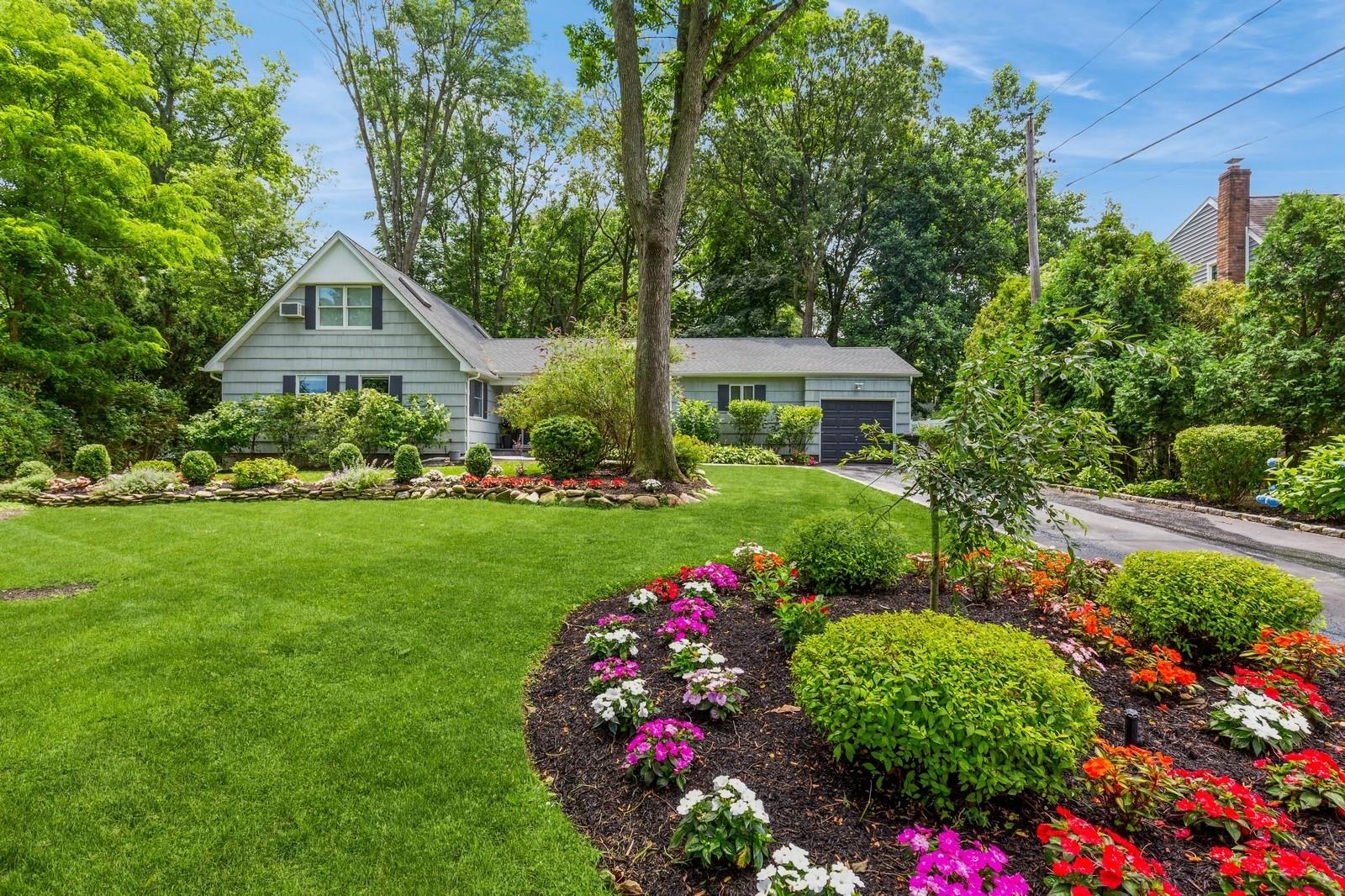 #1 photo, 34A Oak Street, 東長島 史密斯敦 Smithtown , NY 11787