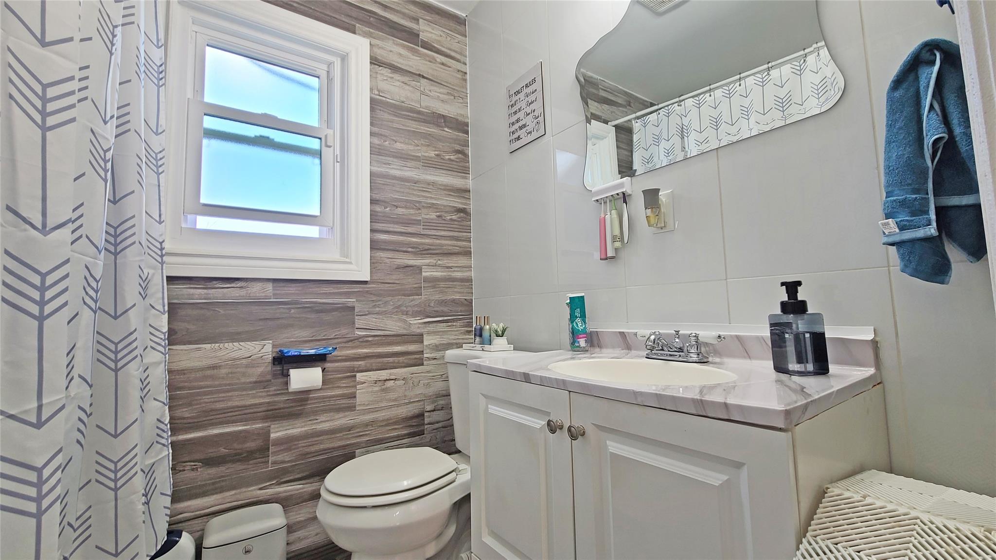 #12 photo, 130-25 217th Street, Laurelton , NY 11413