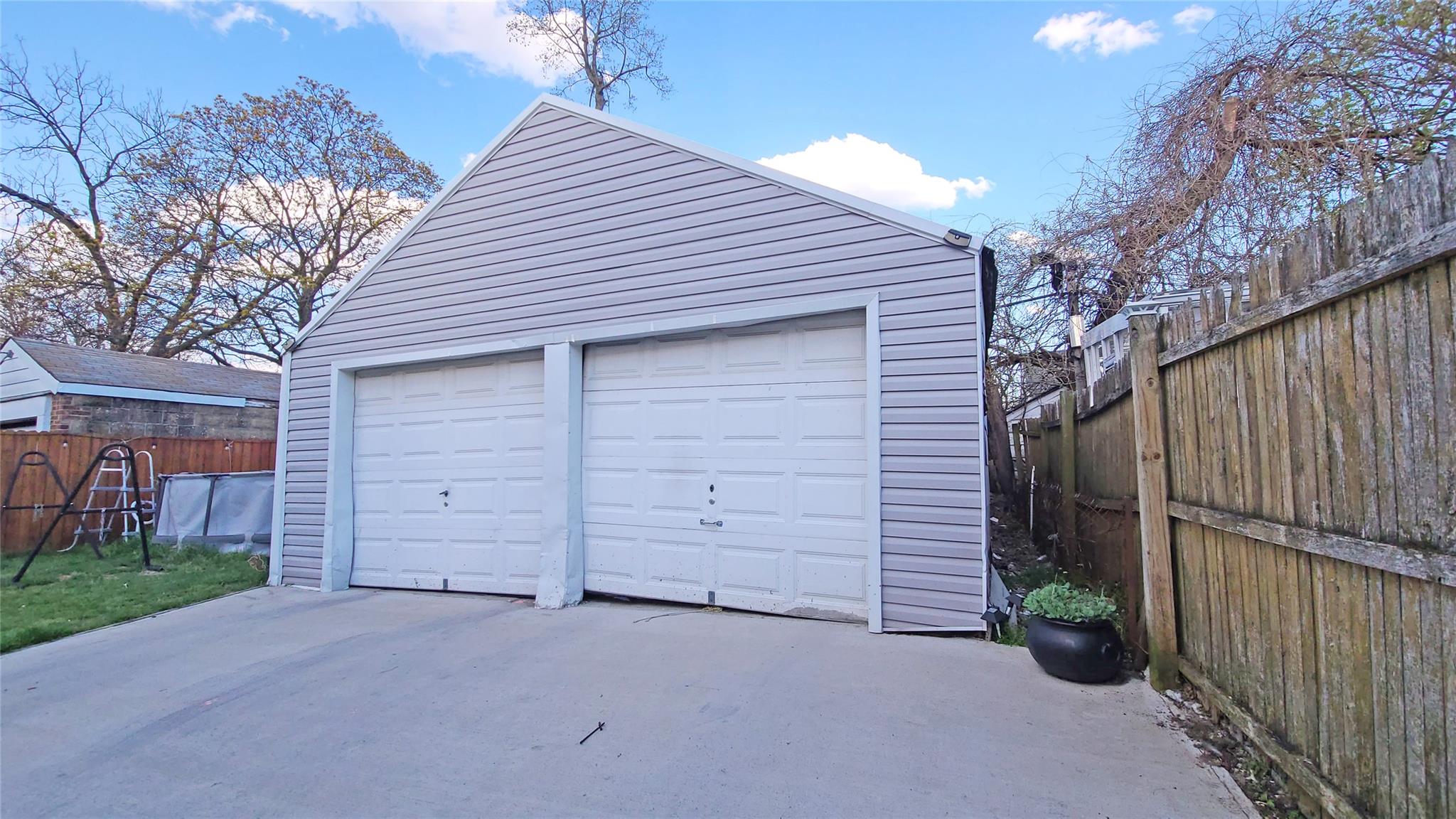 #18 photo, 130-25 217th Street, Laurelton , NY 11413