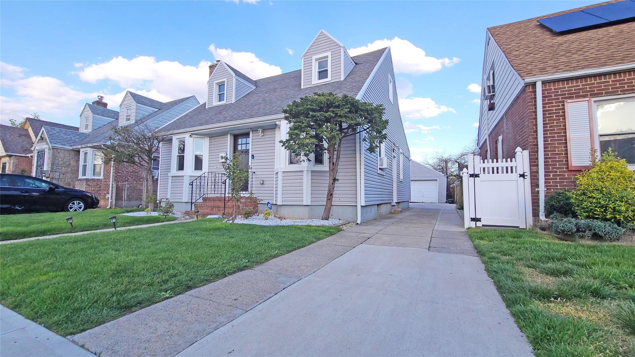 #2 photo, 130-25 217th Street, Laurelton , NY 11413