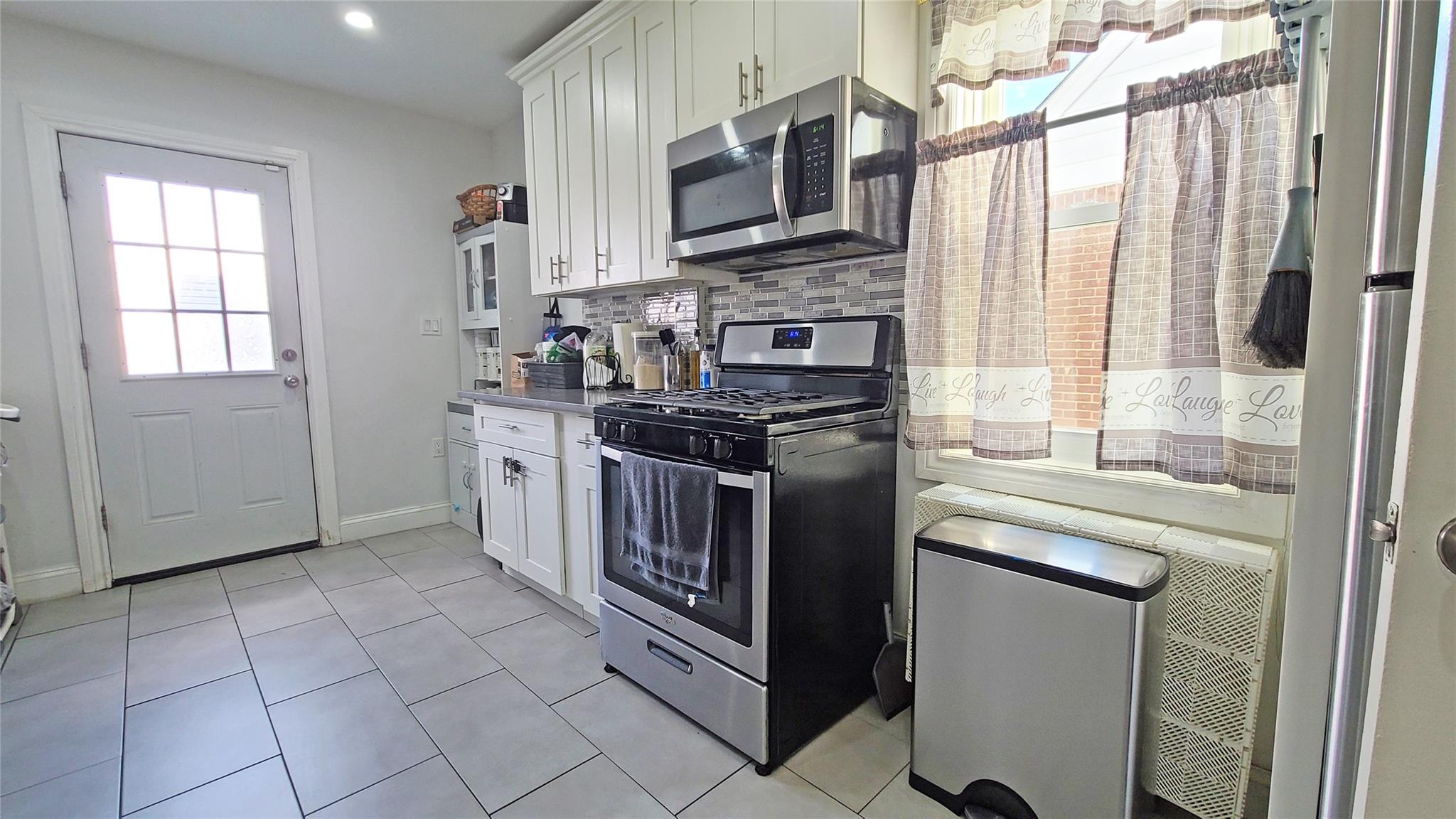 #7 photo, 130-25 217th Street, Laurelton , NY 11413