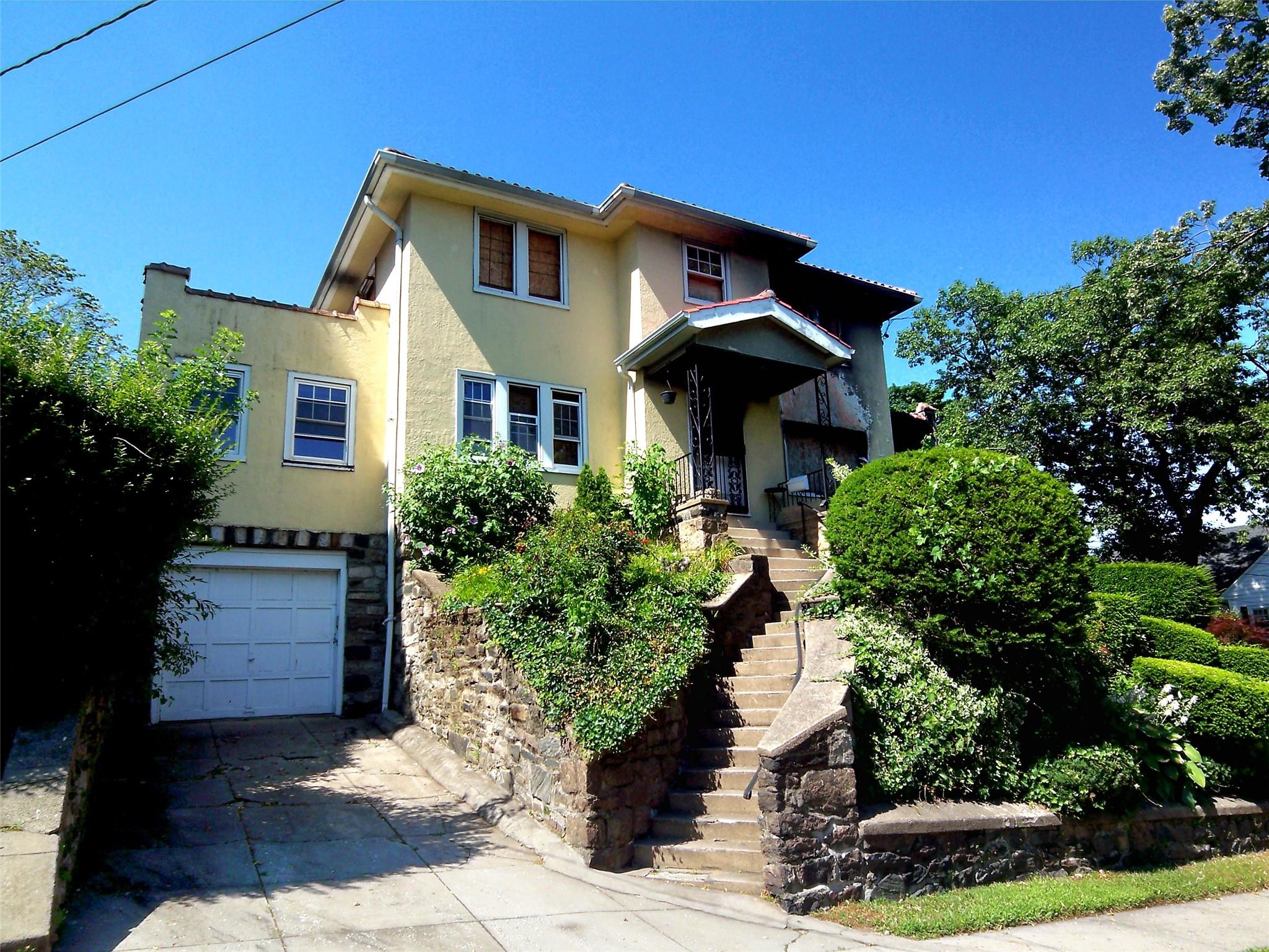 #2 photo, 415 E Prospect Avenue, Mount Vernon , NY 10553