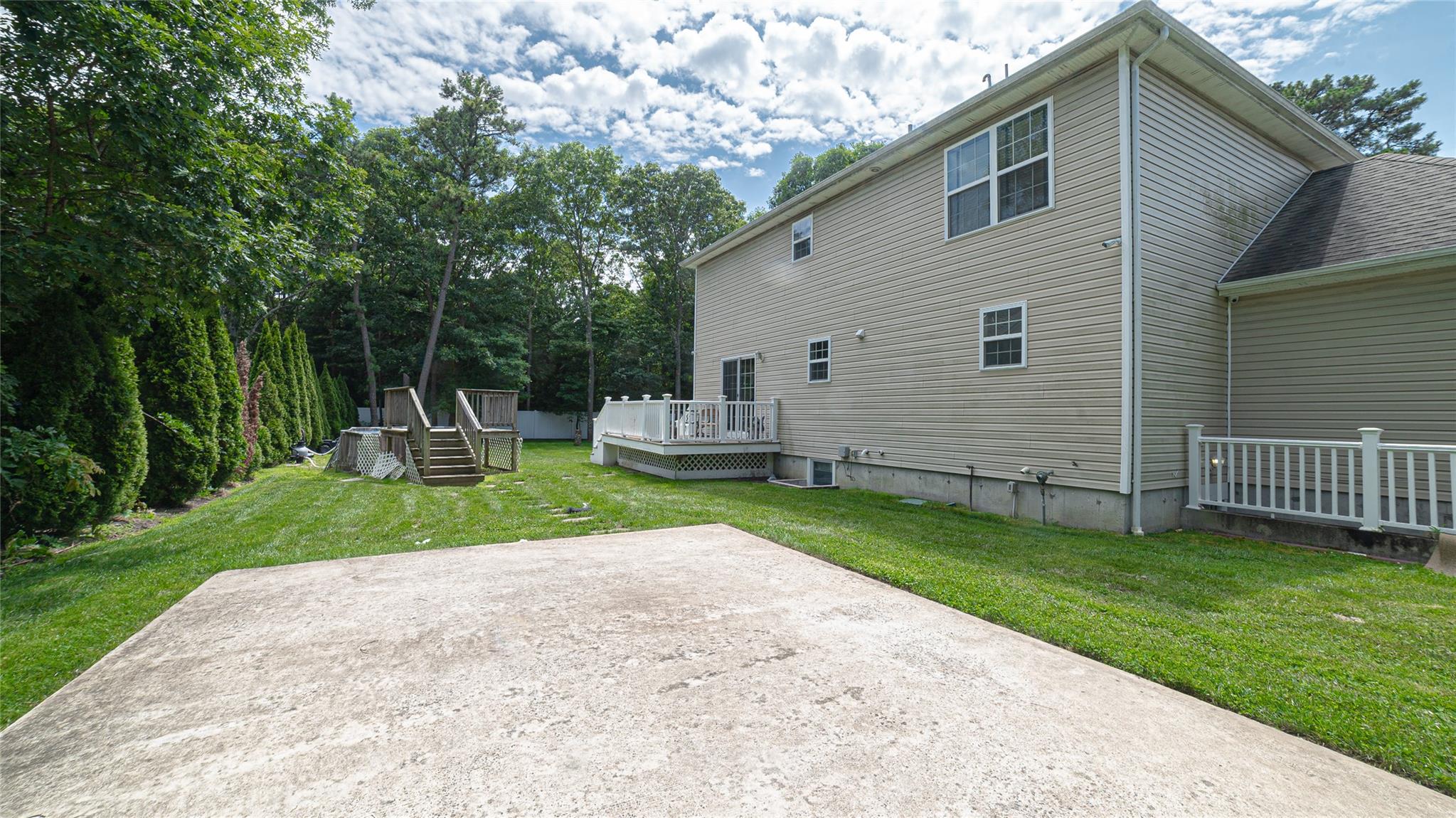 #11 photo, 5 Ormond Place, サフォーク郡 Mastic , NY 11950