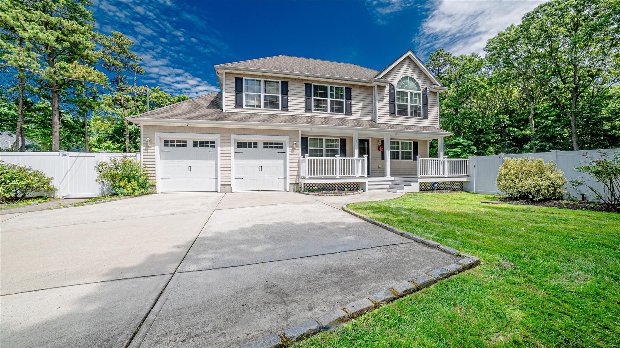 #3 photo, 5 Ormond Place, サフォーク郡 Mastic , NY 11950