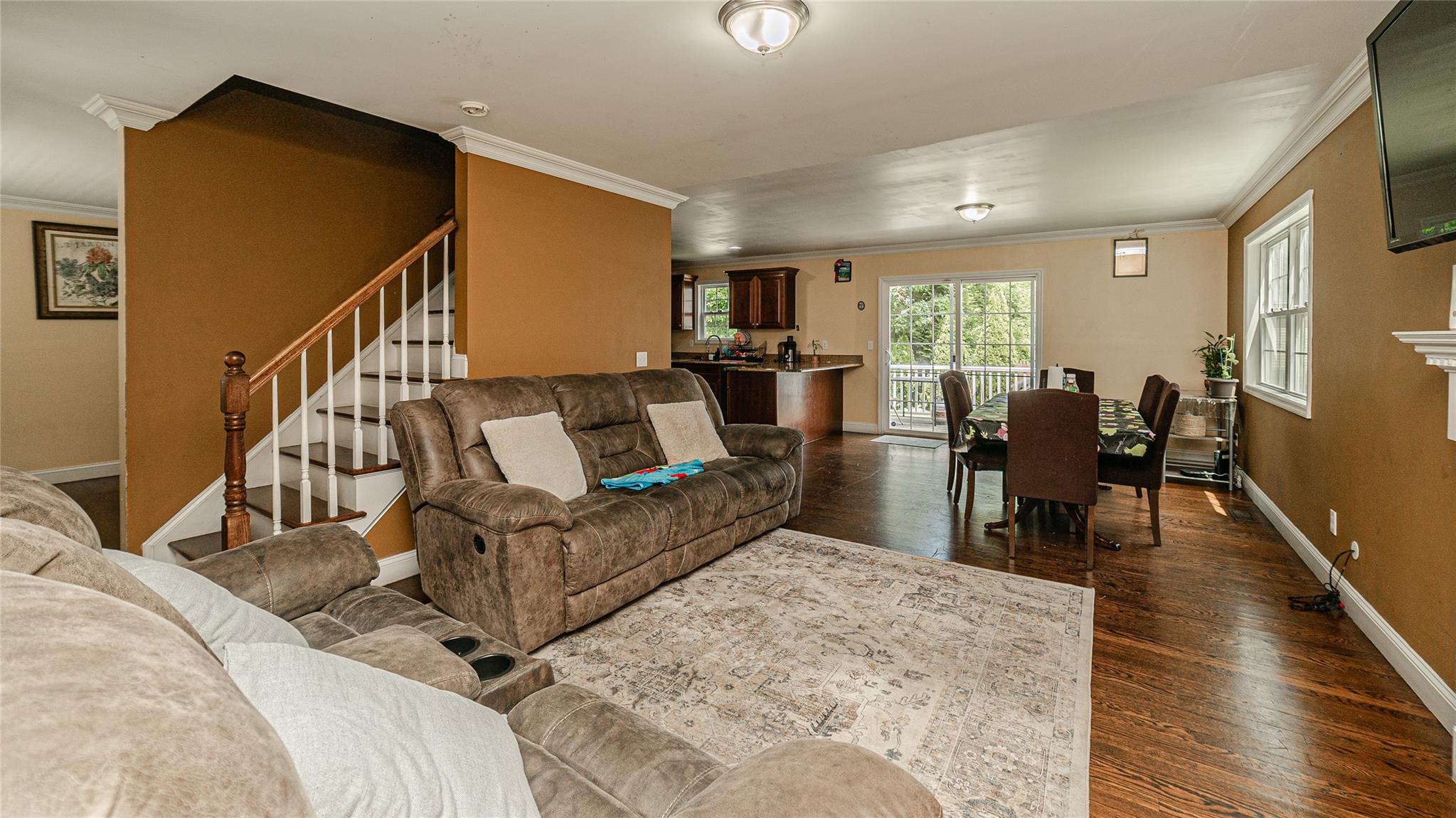 #4 photo, 5 Ormond Place, サフォーク郡 Mastic , NY 11950