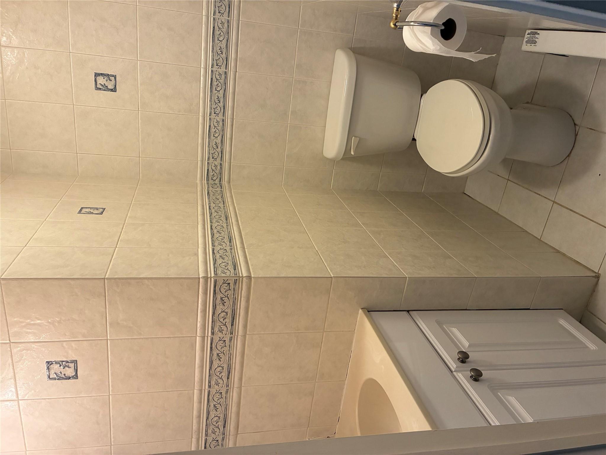 #6 photo, 2355 Pershing Boulevard, Baldwin , NY 11510