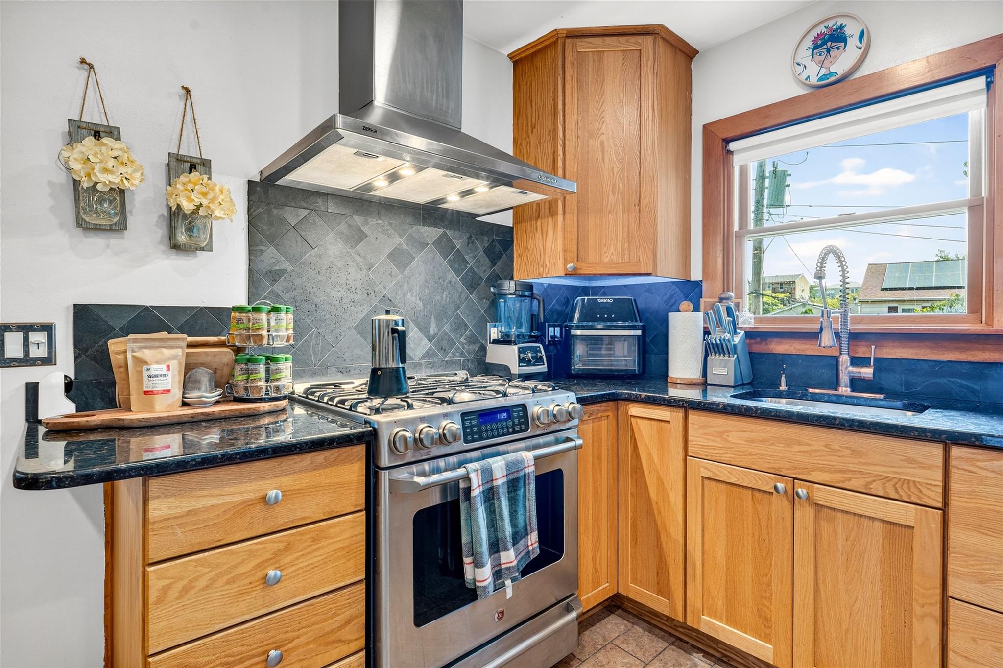 #19 photo, 111 Alta Avenue, Yonkers , NY 10705